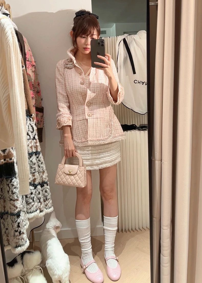 Chanel ChanelThe pink jacket of the Palace of Versailles 2503-Next Size XS / US 0-2 / IT 36-38 - 7 Thumbnail
