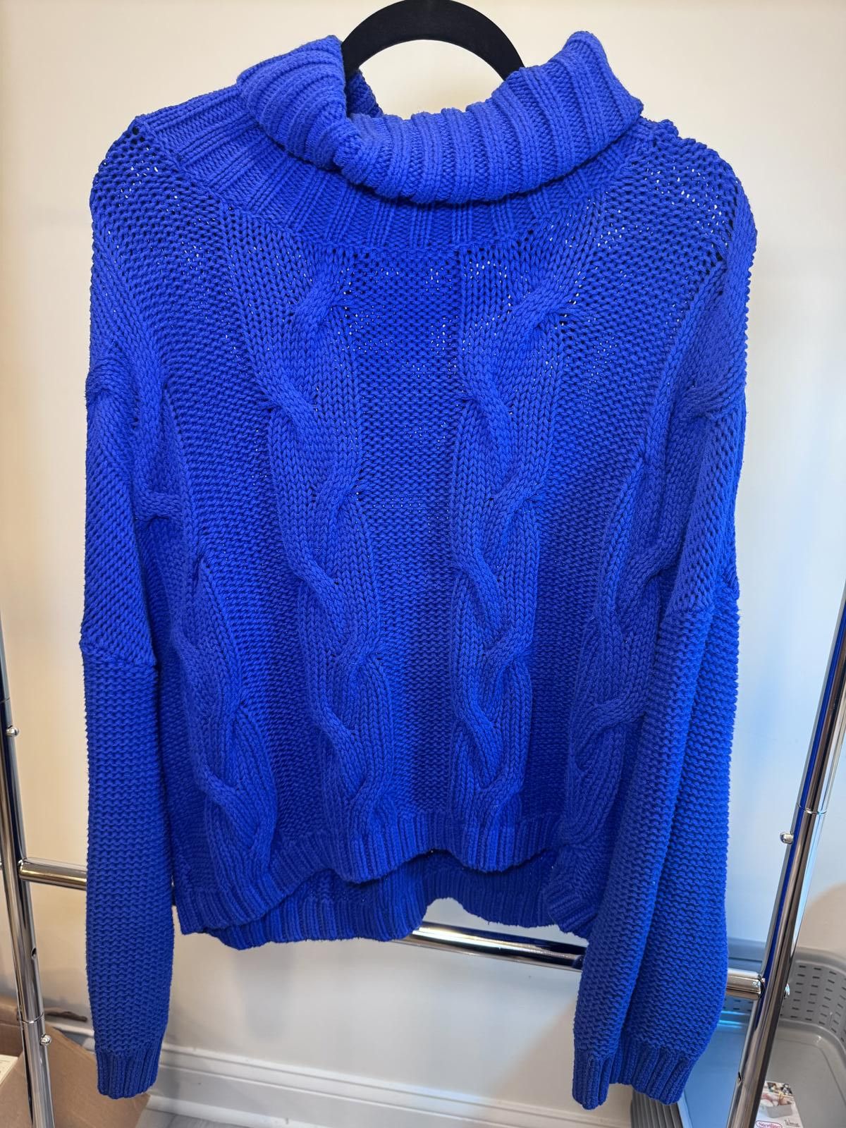 Designer Cozy Cabled Knit Sweater - Cowl Neck - Size L Size L / US 10 / IT 46 - 2 Thumbnail