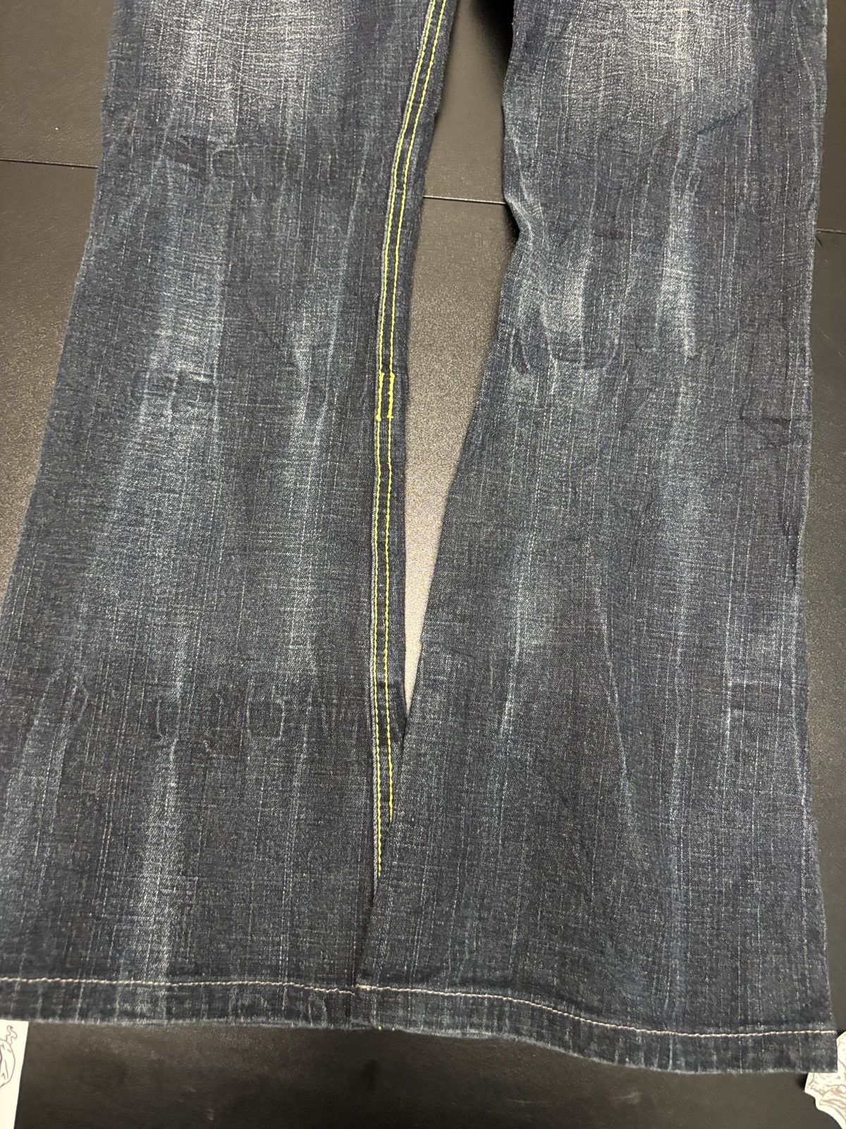 BCBGeneration Y2K BCBG Flare Bootcut Denim Jeans Size 28" / US 6 / IT 42 - 6 Thumbnail