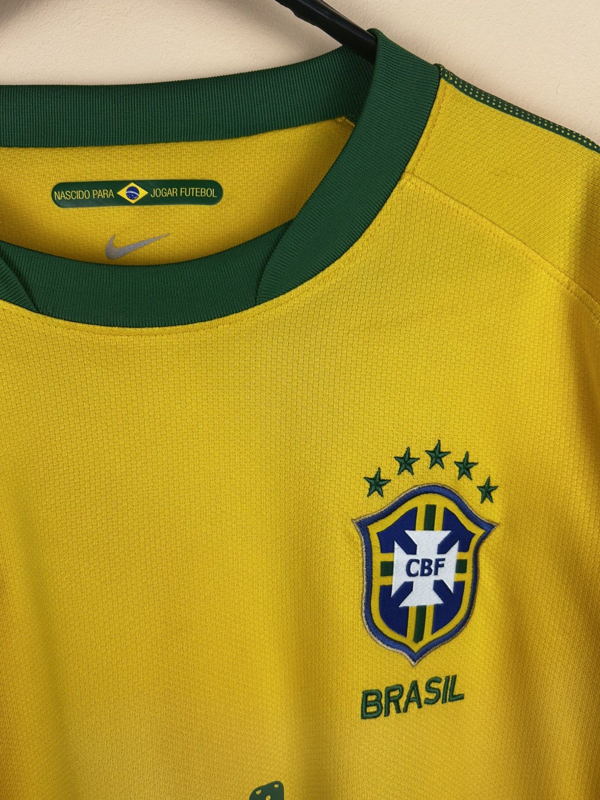 Nike Vintage Brasil Official Jercey season 2010/2011 Size US XL / EU 56 / 4 - 2 Thumbnail