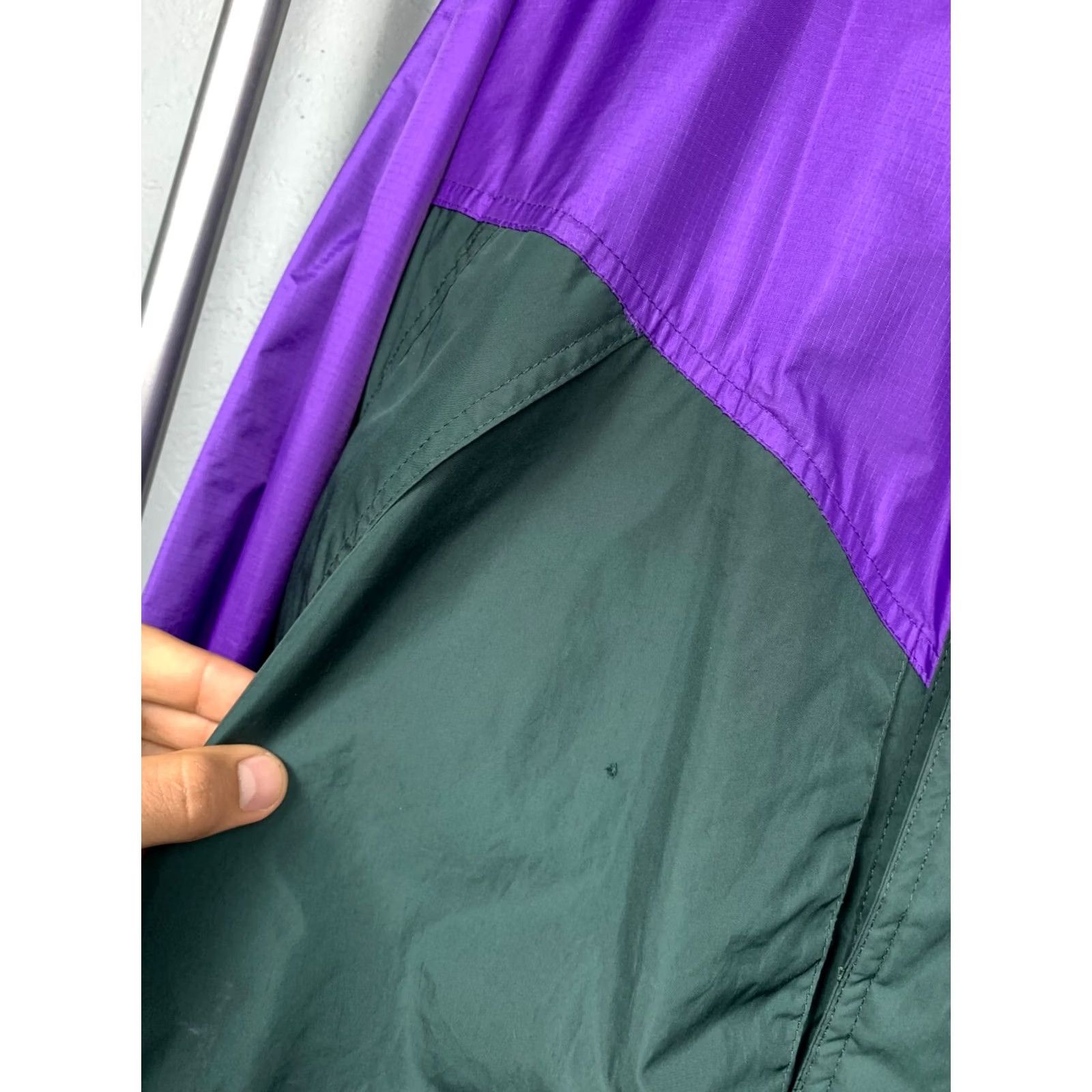 Helly Hansen Helly Hansen Windbreaker Jacket Mens XL Purple Vintage Size US XL / EU 56 / 4 - 4 Thumbnail