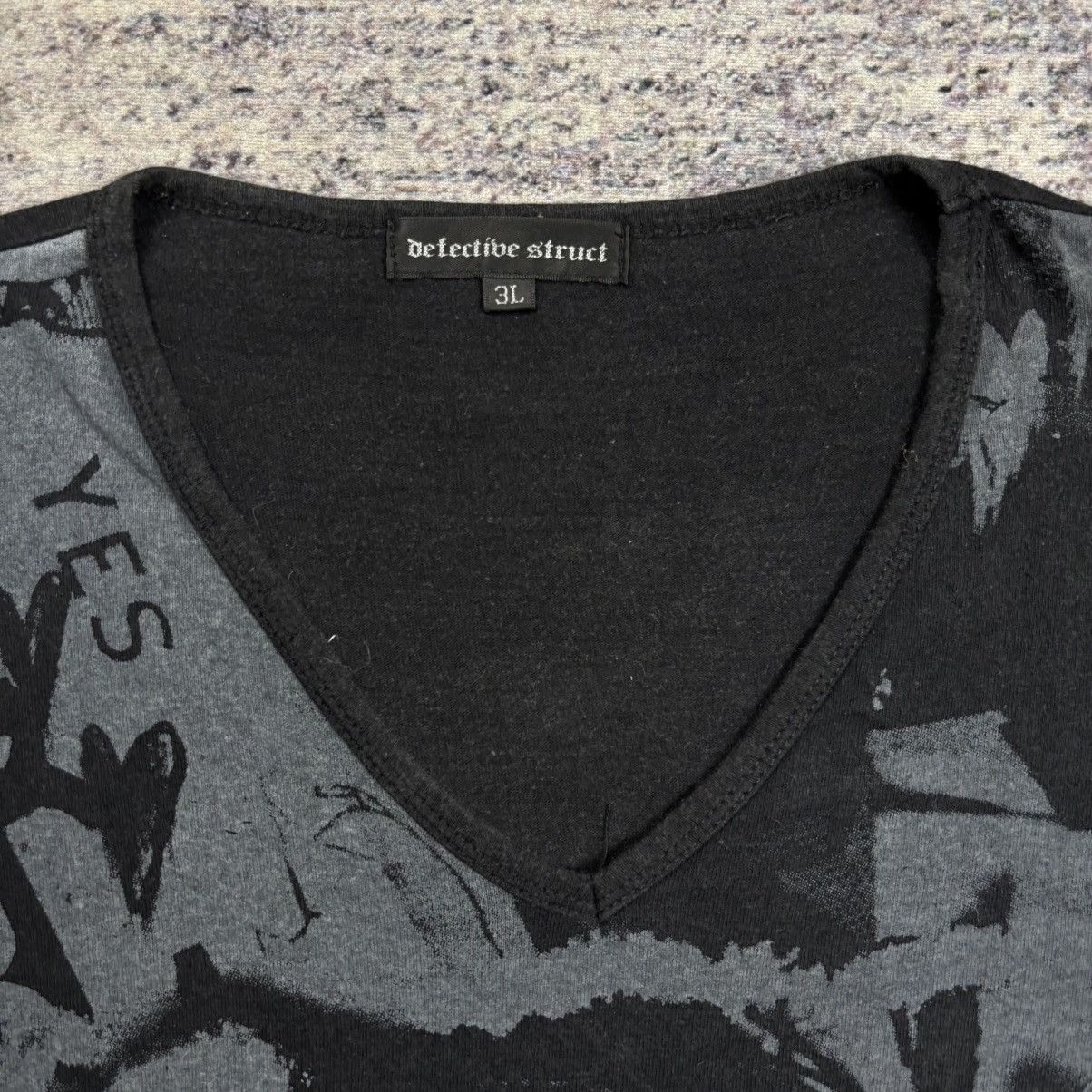 Hysteric Glamour 2000s Detective Struct - Printed Face V Neck LS Size US M / EU 48-50 / 2 - 8 Thumbnail