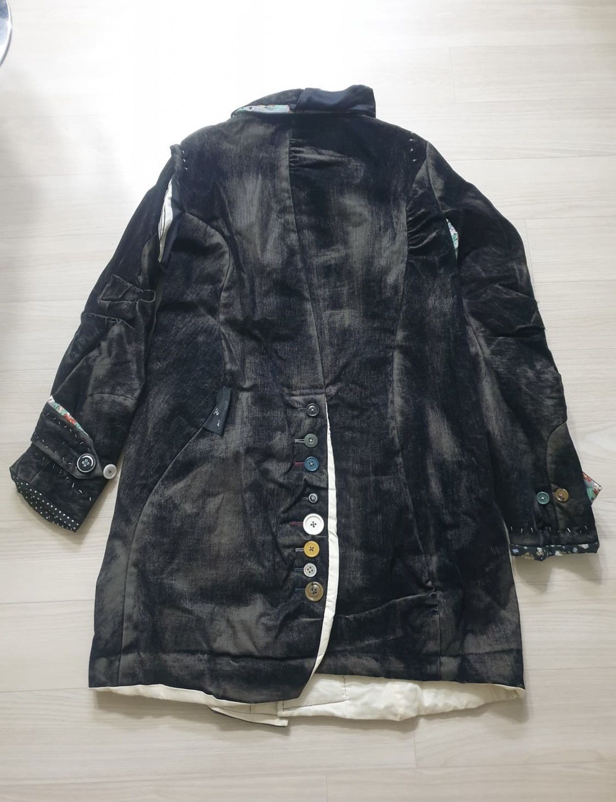 Undercover Undercover 04aw but beautiful runway hand-sewn coat Size US S / EU 44-46 / 1 - 4 Thumbnail