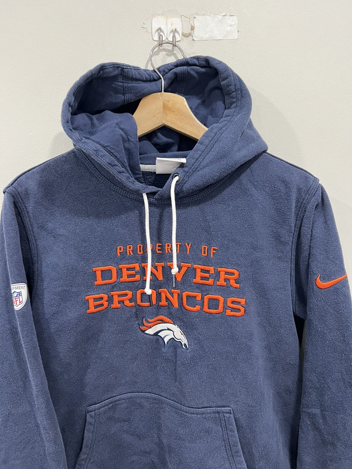 Vintage Nike Denver Broncos Hoodie Sweater swoosh Size US S / EU 44-46 / 1 - 2 Thumbnail