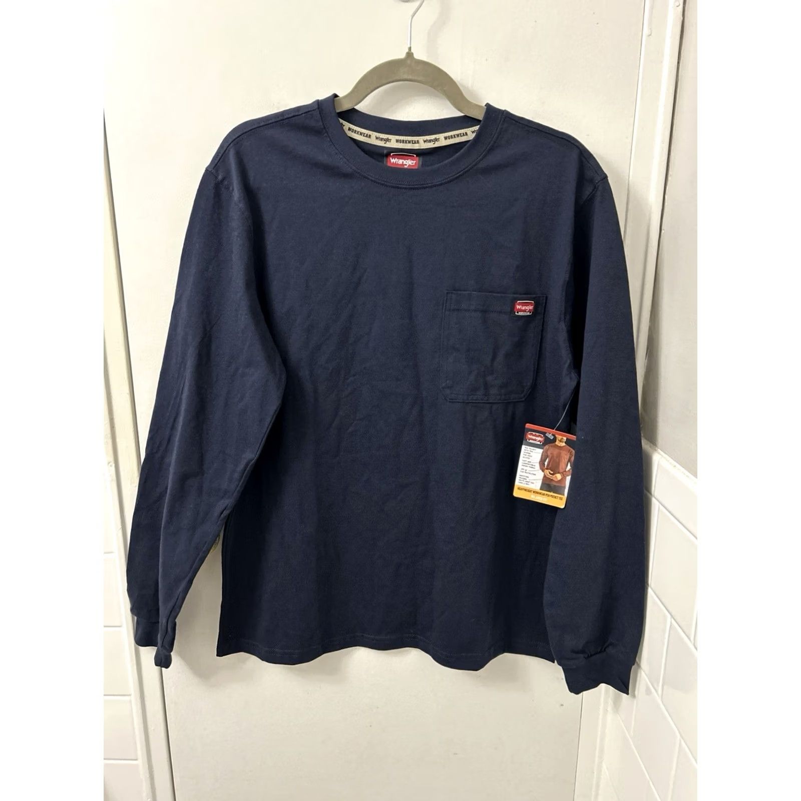 Wrangler Wrangler Workwear T Shirt Mens M Blue Heavyweight Relaxed Long Sleeve NWT Pen Pocket UPF 30 Moisture Wicking Size US M / EU 48-50 / 2 - 2 Thumbnail