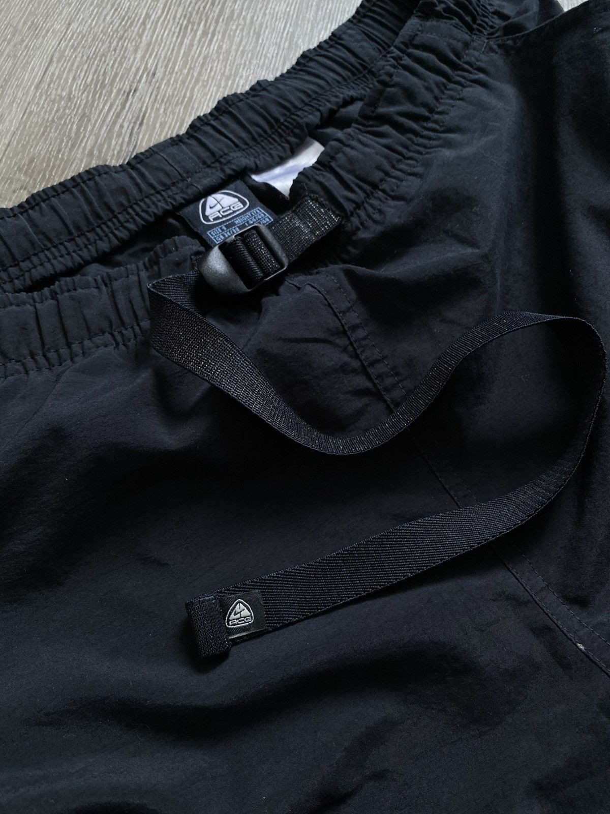 Nike ACG 🫧NIKE ACG VINTAGE CARGO SHORTS Size US 36 / EU 52 - 8 Thumbnail