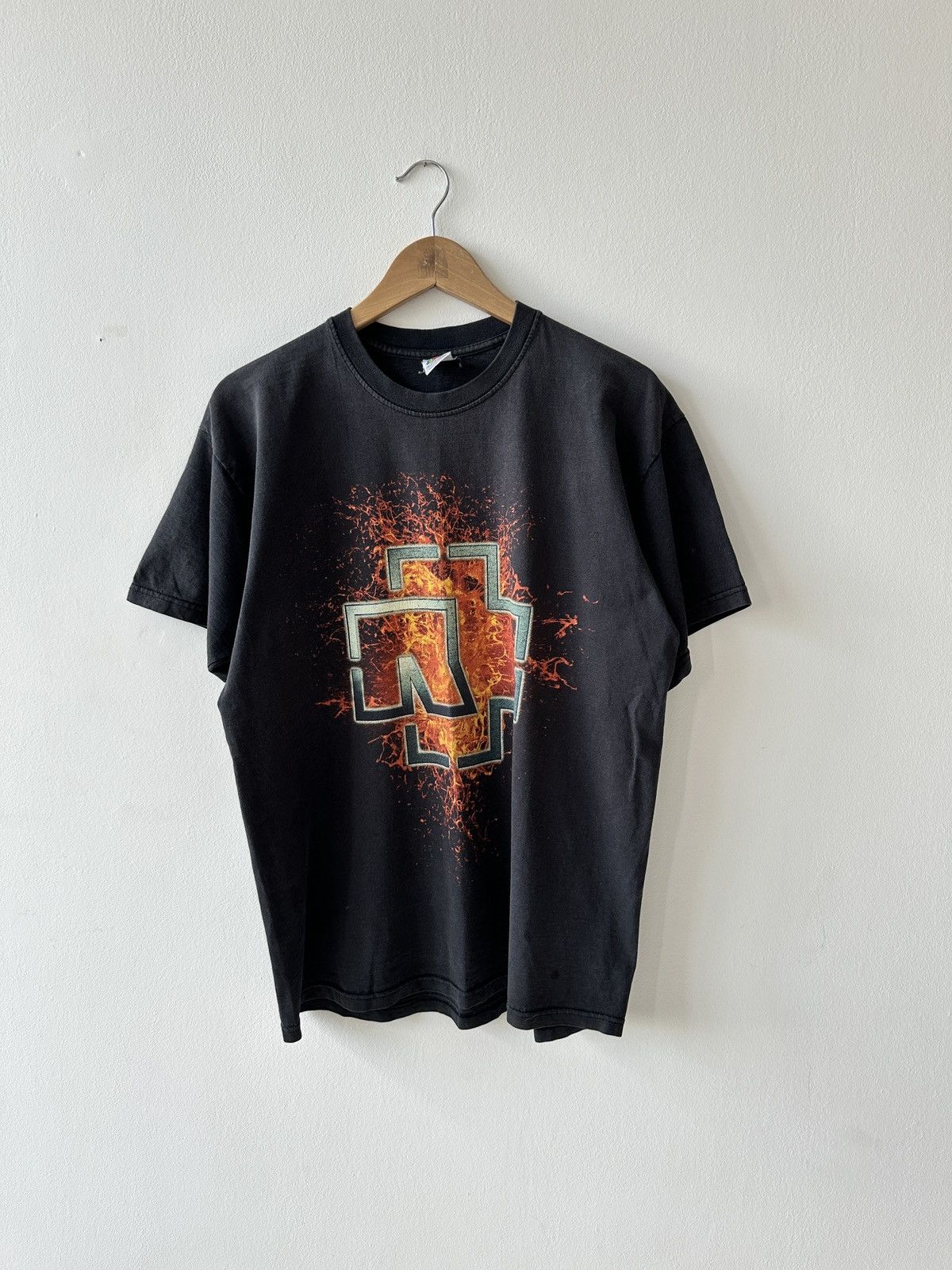 Fruit Of The Loom × Vintage Vintage Rammstein T Shirt Size US L / EU 52-54 / 3 - 1 Thumbnail
