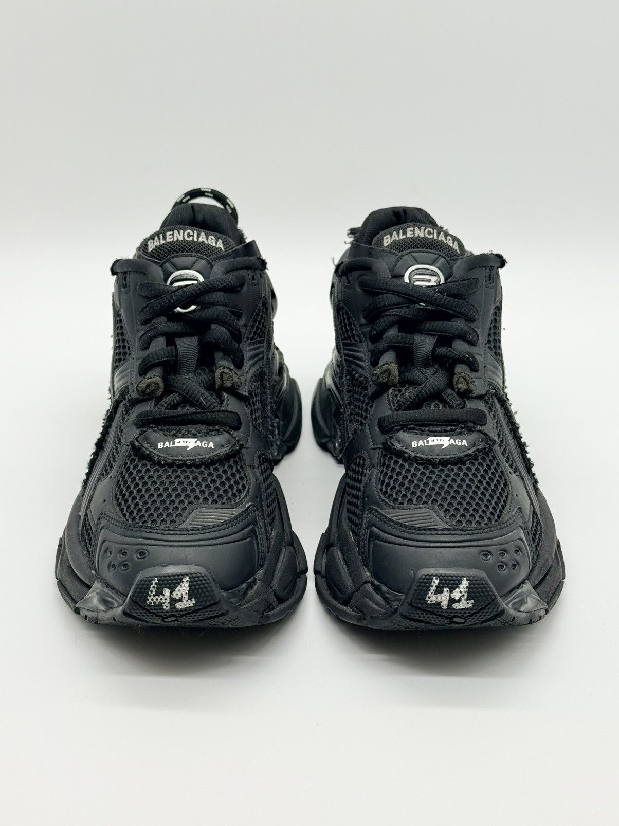Balenciaga Size 8 - Balenciaga Runner Sneaker Black Matte Size US 8 / EU 41 - 4 Thumbnail