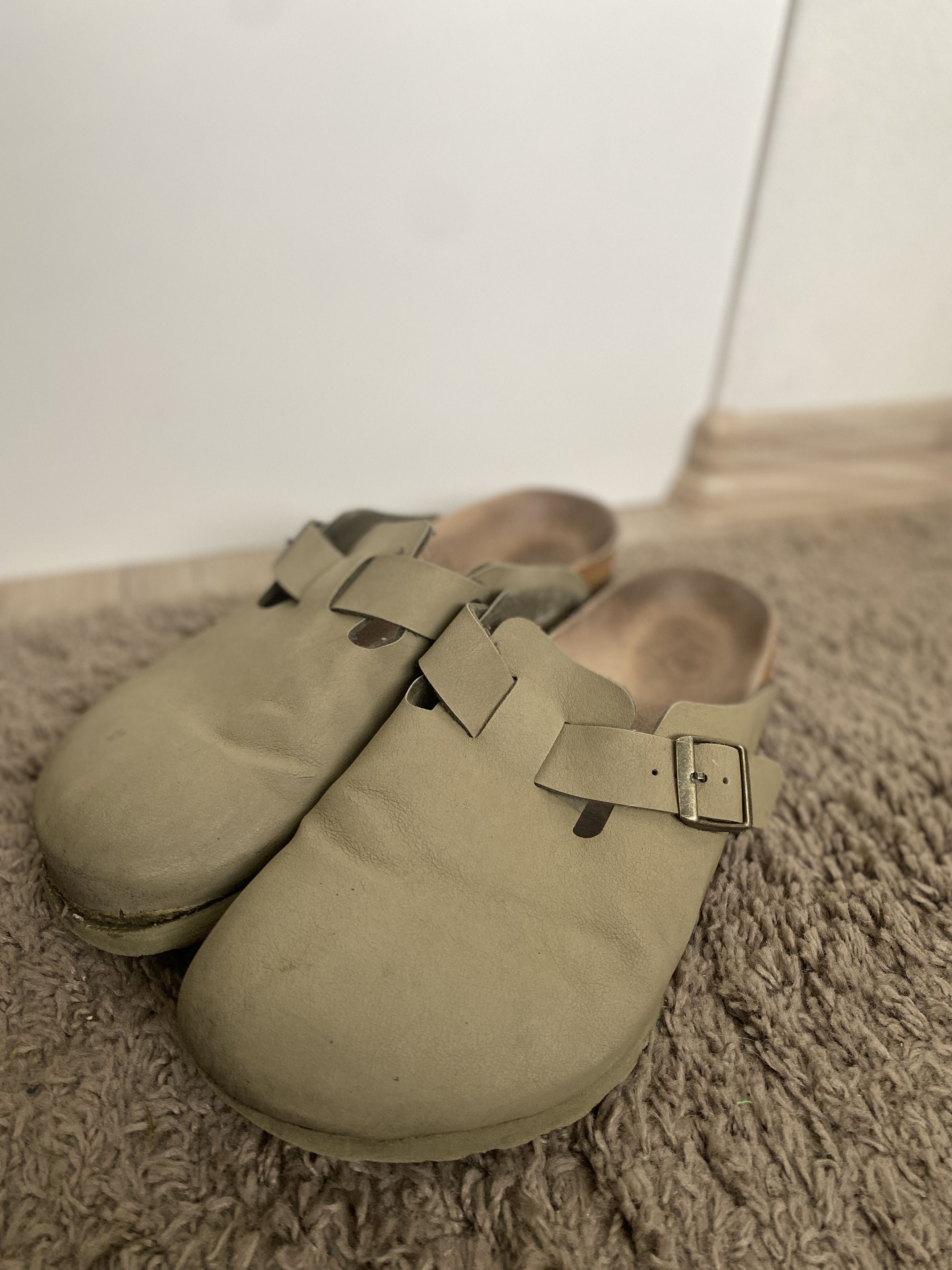 Birkenstock Birkenstock Boston distressed clog shoes Size US 11 / EU 44 - 1 Thumbnail