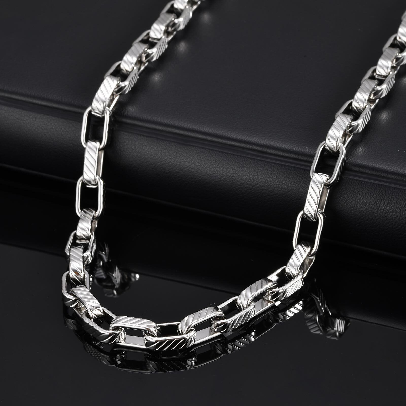 Jewelry Chunky Embossed Chain Necklace Size ONE SIZE - 2 Thumbnail