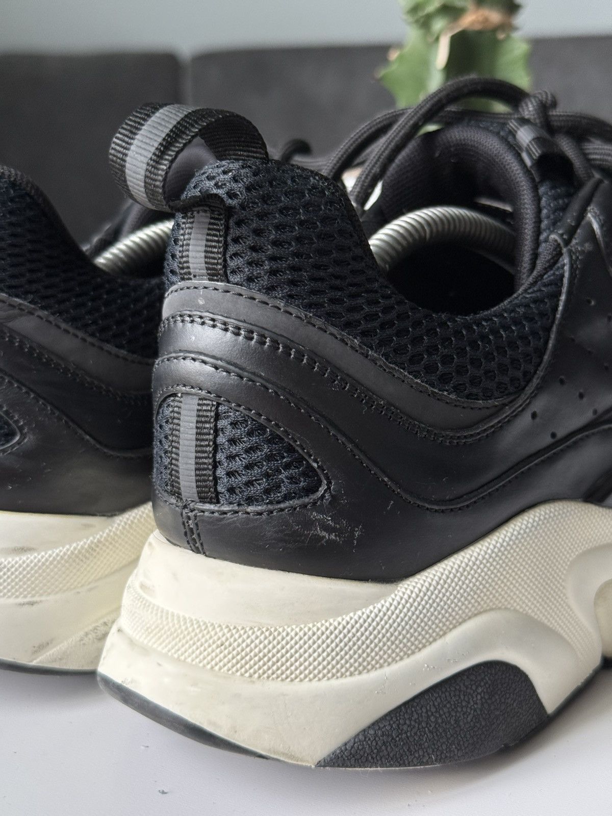 Dior DIOR B22 Reflective Sneakers Leather Black Size US 10.5 / EU 43-44 - 13 Thumbnail