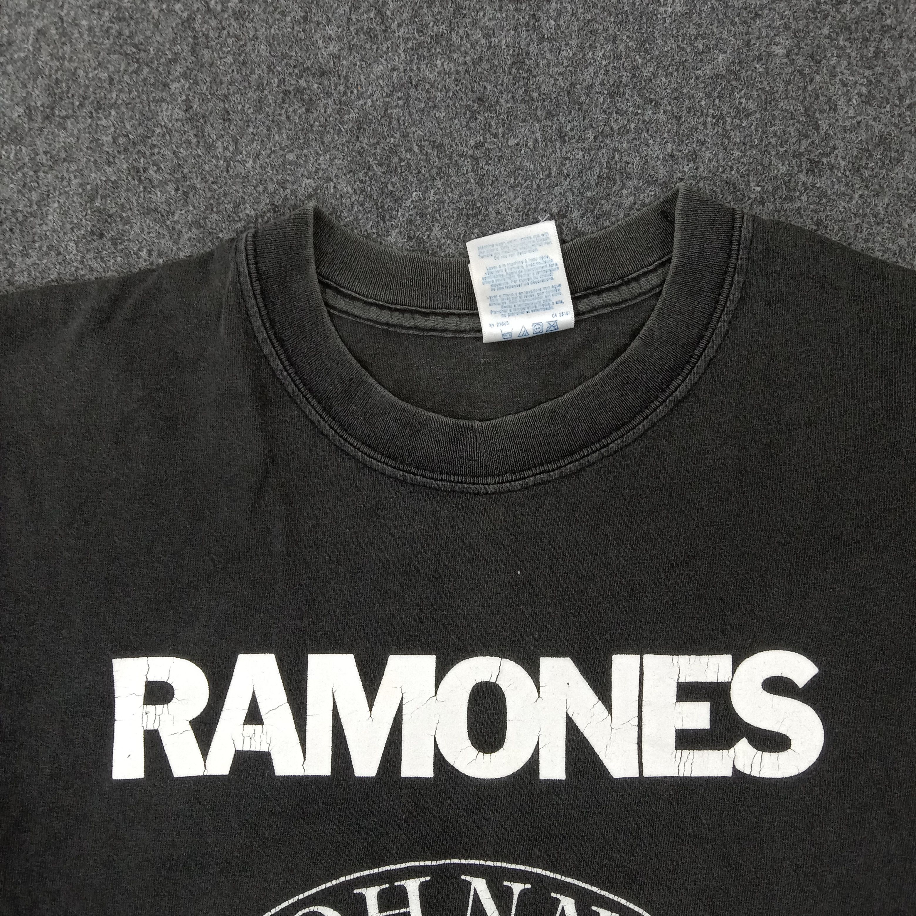 Band Tees × Vintage Ramones American Rock Band Crop Tshirt Size US S / EU 44-46 / 1 - 3 Thumbnail