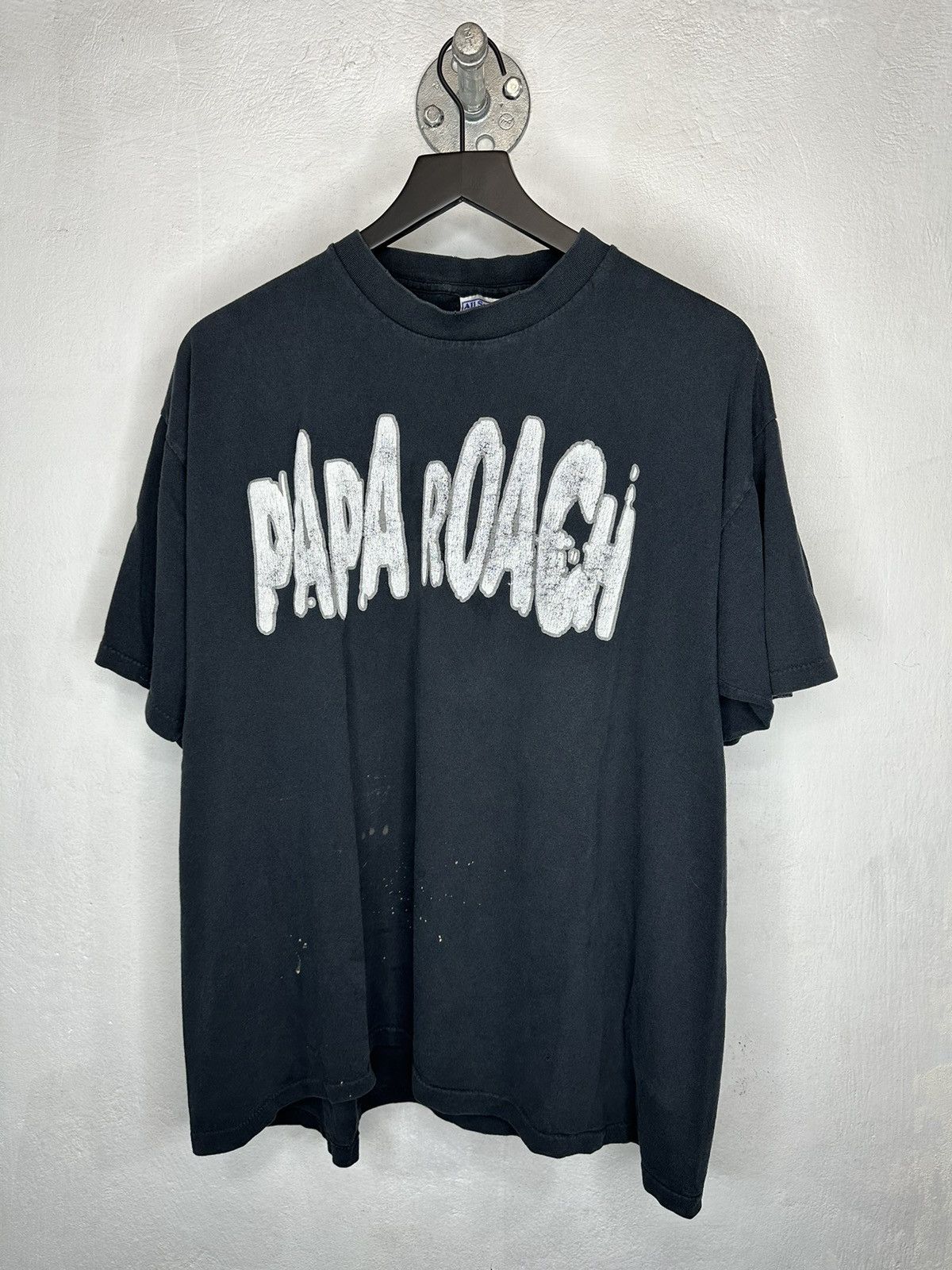 image of Band Tees x Vintage 2000 Papa Roach Single Stitch Faded in Black, Men's (Size XL)