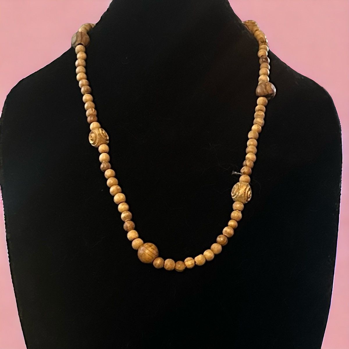 Vintage Vintage carved wooden bead necklace Size ONE SIZE - 1 Thumbnail