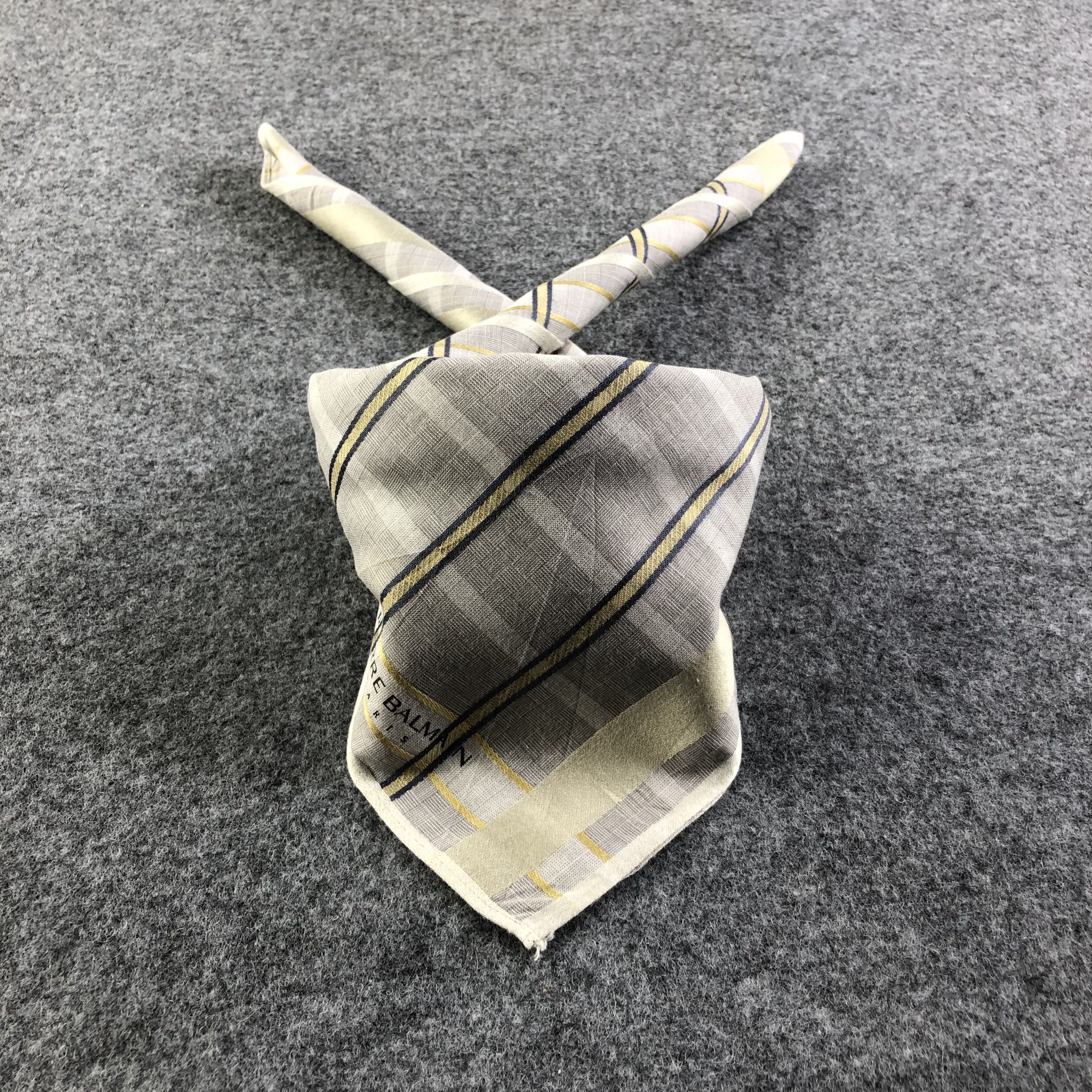 Pierre Balmain Pierre Balmain Handkerchief Neckerchief Bandana H2273 Size ONE SIZE - 1 Thumbnail