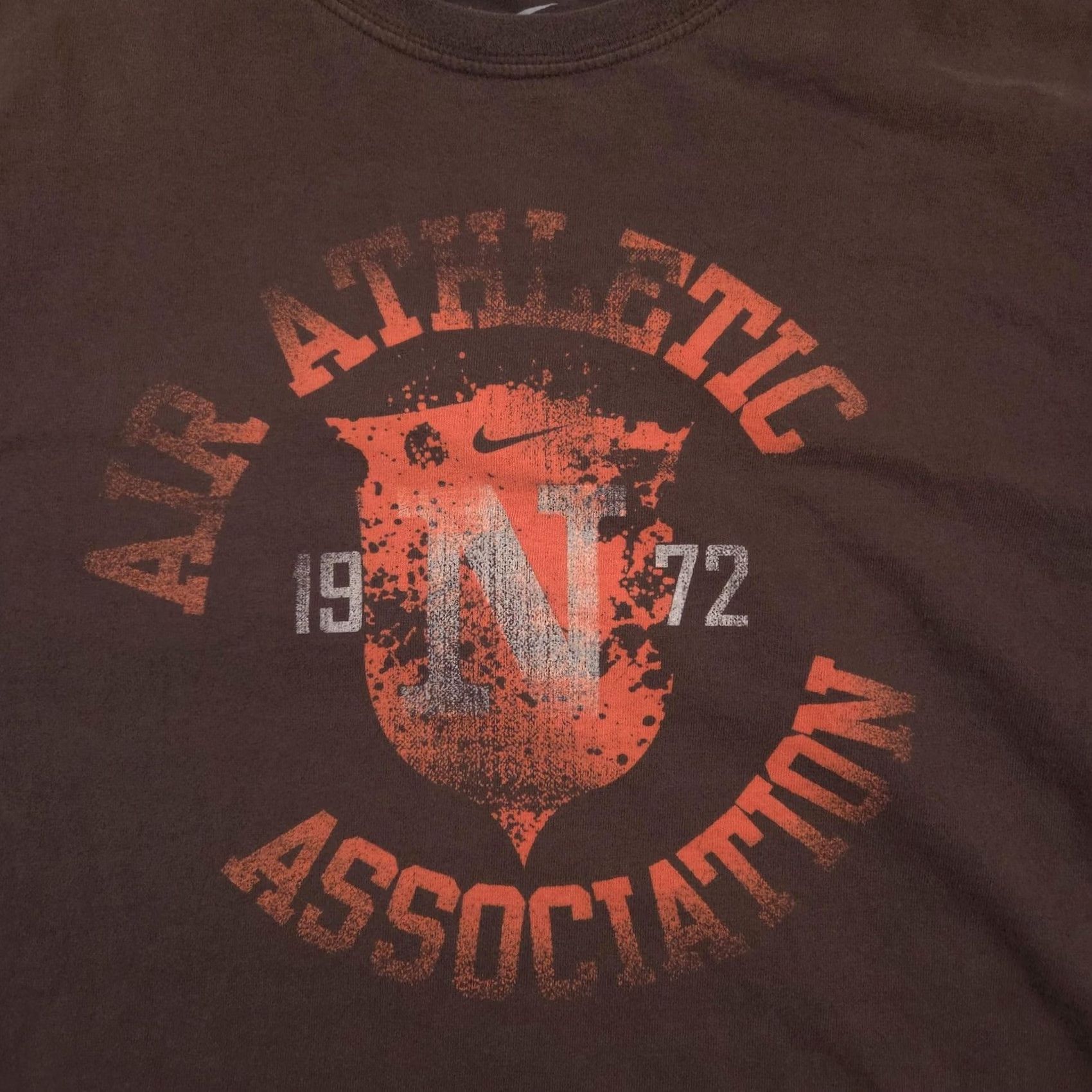 Nike Nike Shirt Mens XL Brown Air Athletic Association 1972 Loose Fit Tee Size US XL / EU 56 / 4 - 4 Thumbnail