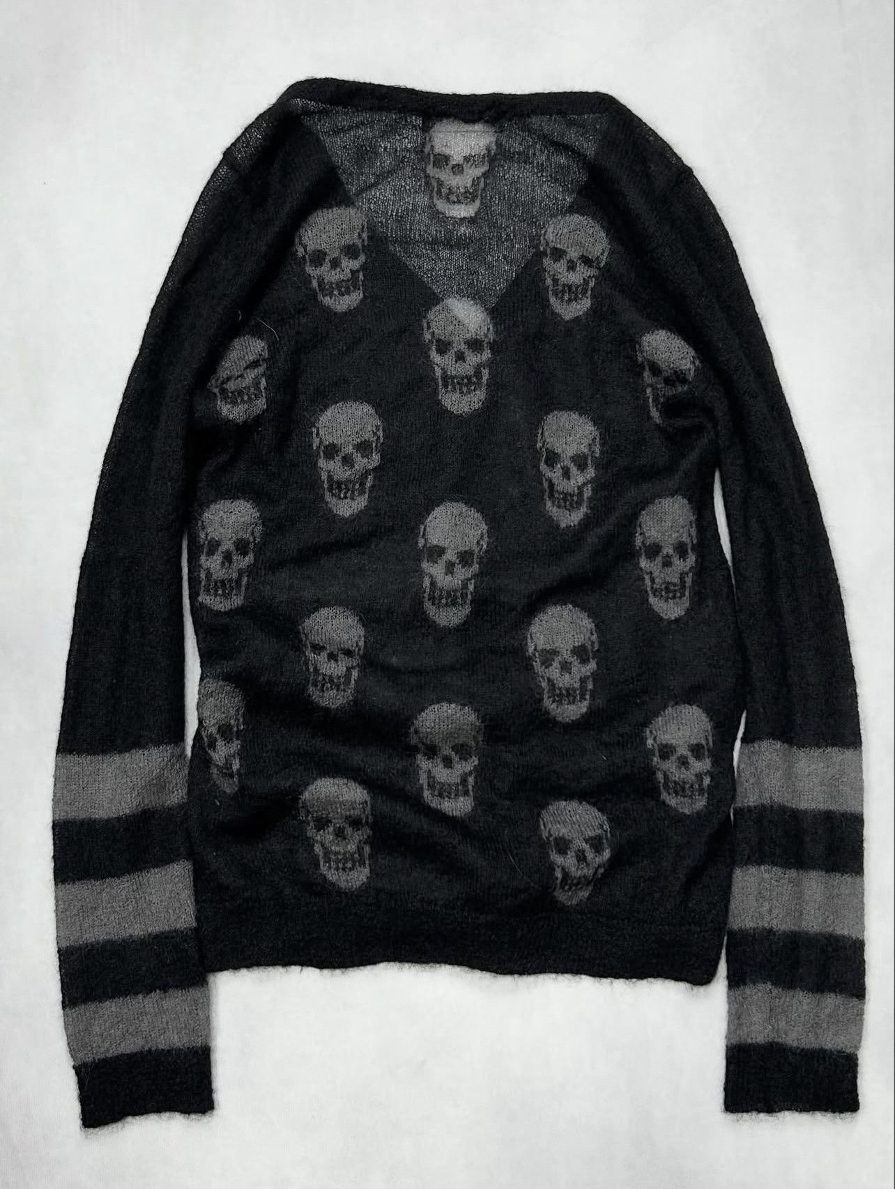 Hysteric Glamour 00s [Archive] Hysteric Glamour Skull Mohair Cardigan Size US XXS / EU 40 - 3 Thumbnail