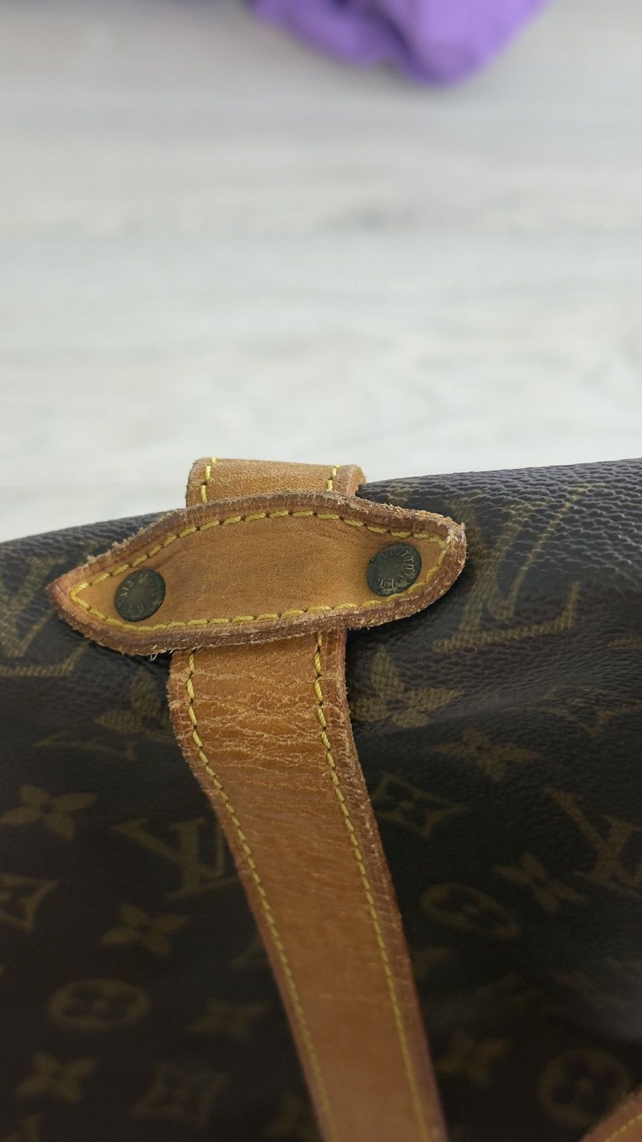 Louis Vuitton Louis Vuitton vintage Saumur 35 Monogram Crossbody Size ONE SIZE - 18 Thumbnail