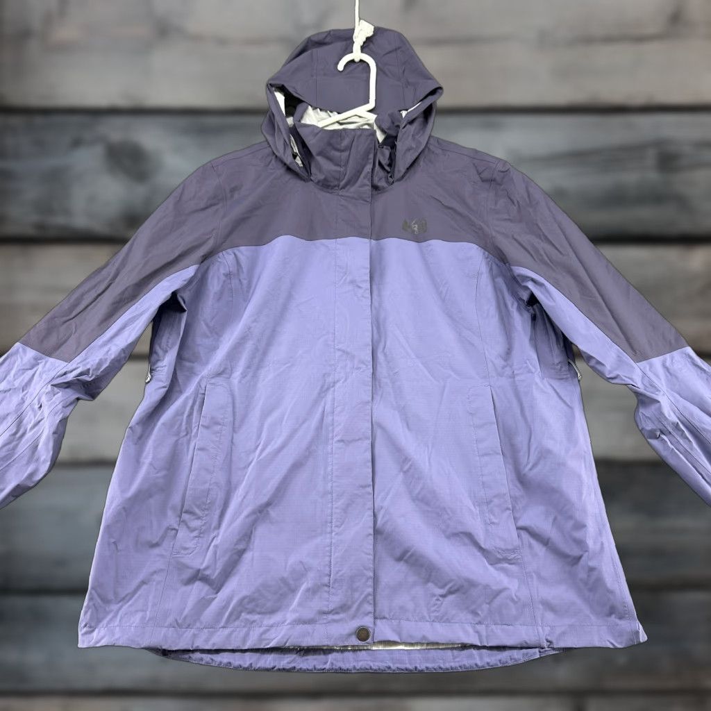 Vintage REI Womens Jacket 1X 1XL Purple Rain Coat Hooded Zip Hydrowall Peak 2.5L Rainier Rain Coat Softshell Full Zip Winter Spring Fall Travel Casual Womens Size XL / US 12-14 / IT 48-50 - 1 Thumbnail
