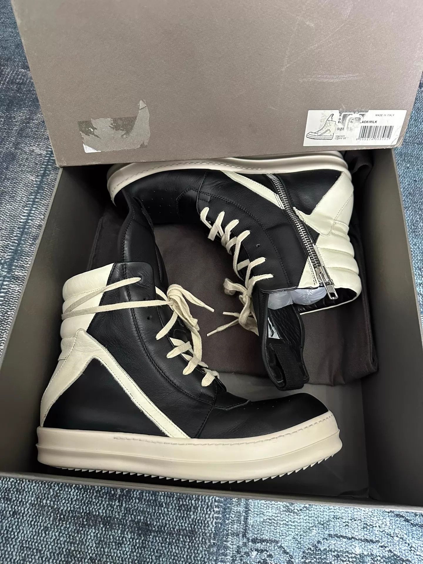 Rick Owens Rick Owens Mainline Triangle 41 Near Mint Size US 8 / EU 41 - 8 Thumbnail