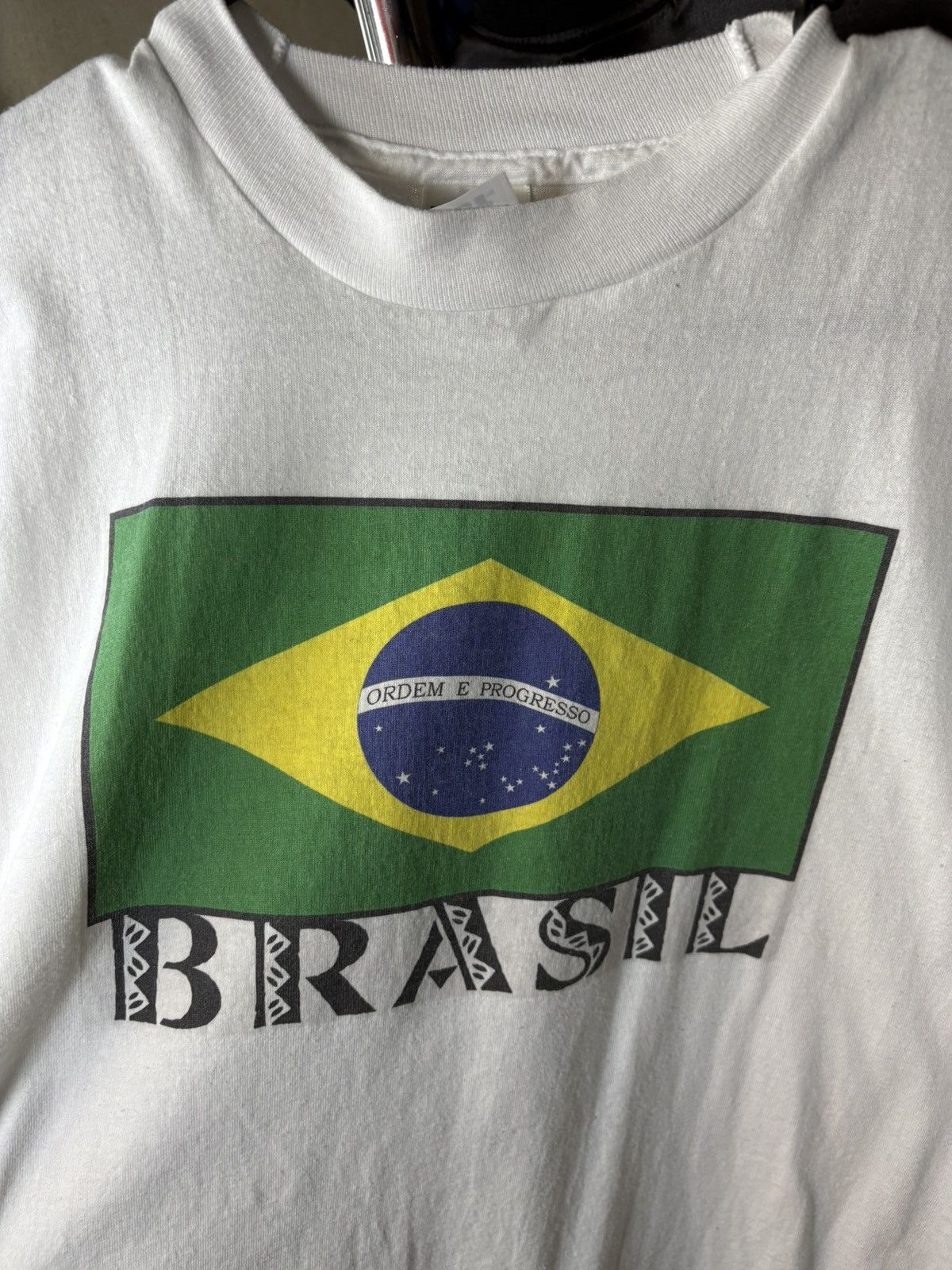 Fruit Of The Loom × Vintage 1990’s Brazil Soccer T-Shirt Size US XL / EU 56 / 4 - 4 Thumbnail