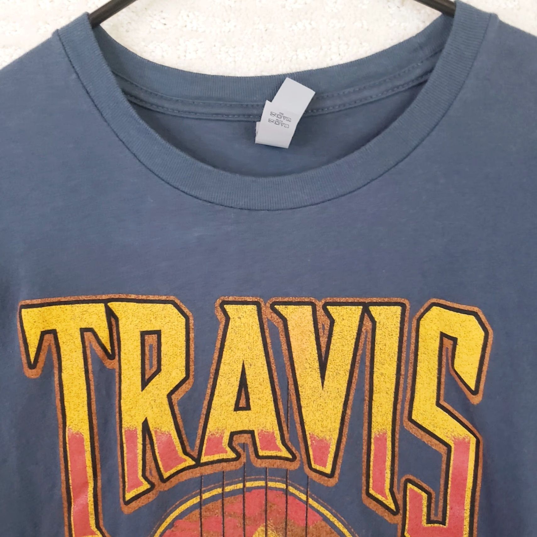 Next Level VINTAGE Travis Tritt Shirt Mens L Gray Front Graphic Next Level Retro 90s Boys? Size US L / EU 52-54 / 3 - 4 Thumbnail