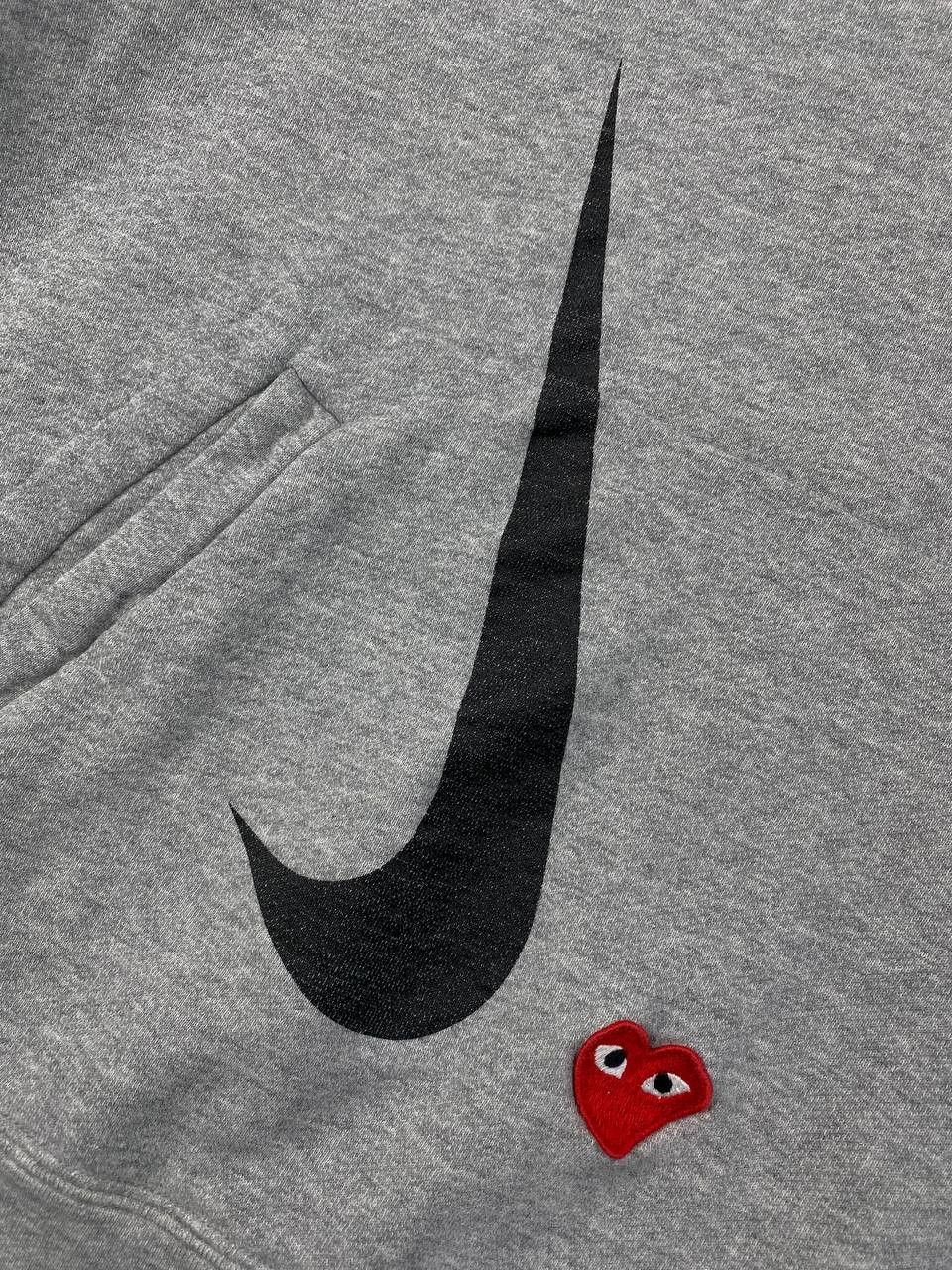 Comme des Garcons PLAY Play Comme des Garçons x Nike Hoodie Big Logo Men Size XL Size US XL / EU 56 / 4 - 4 Thumbnail