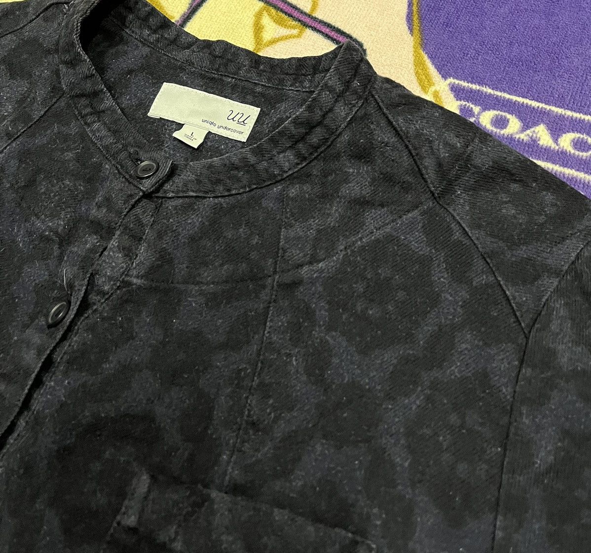 Undercover UNIQLO UNDERCOVER Rare Design Shirt Size L / US 10 / IT 46 - 8 Thumbnail