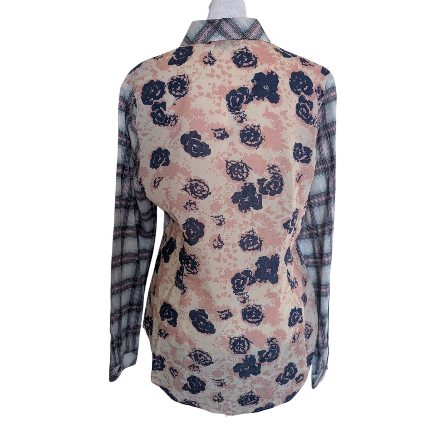 Other CAbi Floral Western Festival Plaid Mixed Pattern Button Up Size M / US 6-8 / IT 42-44 - 3 Thumbnail