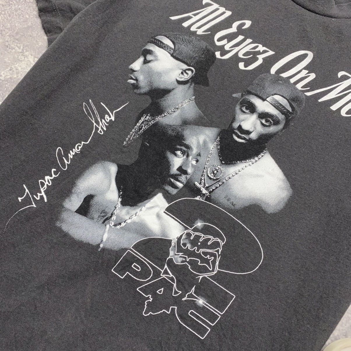 Band Tees Men’s Tupac 2Pac All Eyes On Me Big Logo rap tee Size US S / EU 44-46 / 1 - 4 Thumbnail