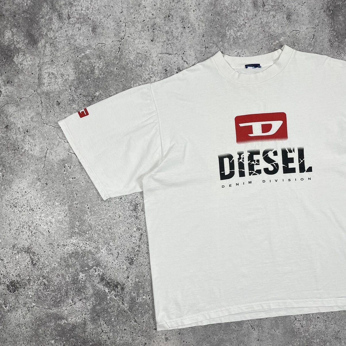 Diesel × Vintage RARE Diesel Vintage 90s Big Logo T Shirt Size US XL / EU 56 / 4 - 4 Thumbnail