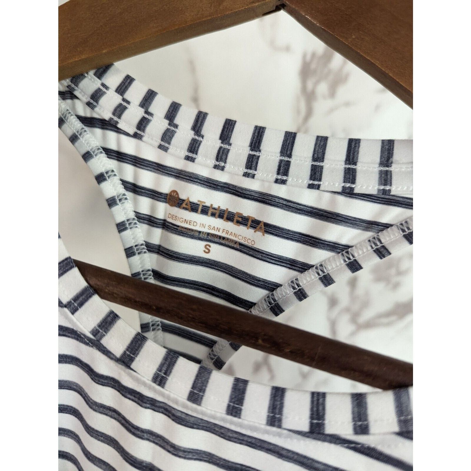 Athleta Athleta Tank Top Women Small Racerback White Gray Striped Size S / US 4 / IT 40 - 5 Thumbnail