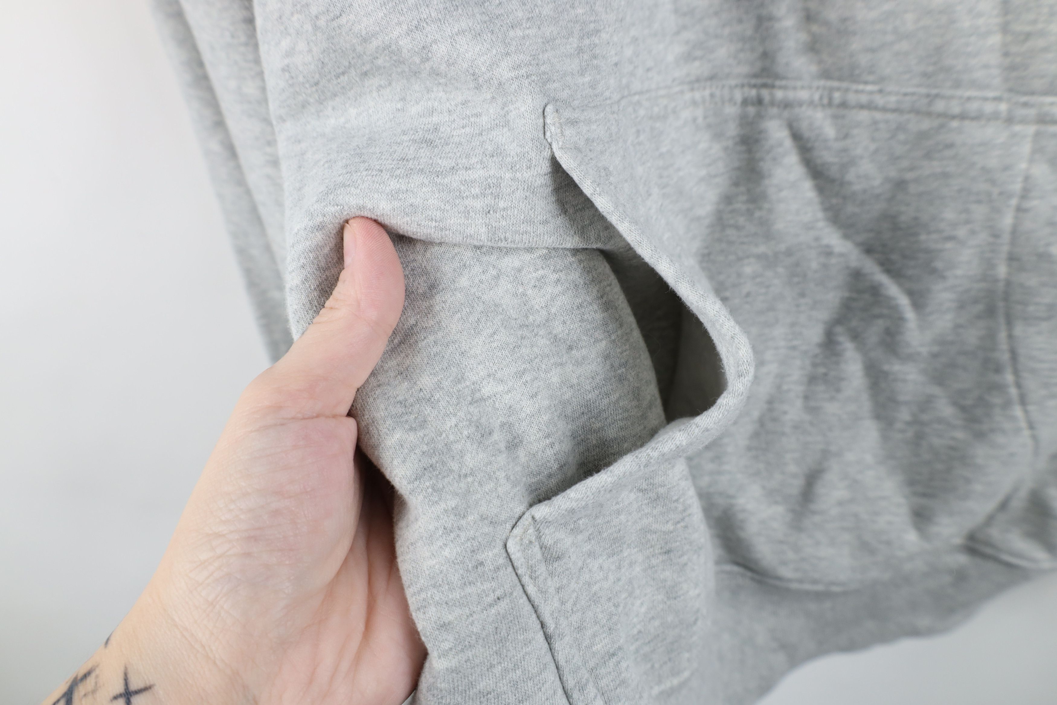 Gap Vintage Y2K Gap Spell Out Hoodie Sweatshirt Heather Gray Size US L / EU 52-54 / 3 - 6 Thumbnail