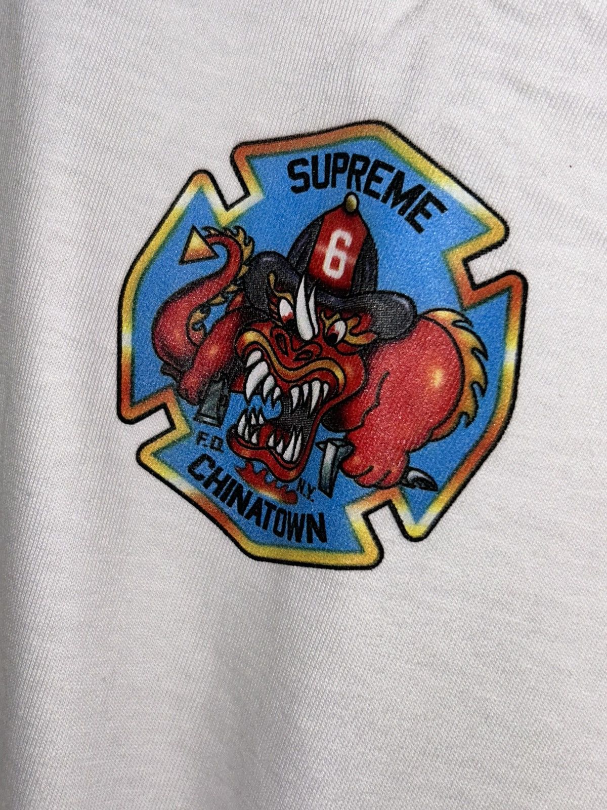 Supreme Supreme FDNY Engine 9 Tee FW22 size Large NEW WITH TAGS Size US L / EU 52-54 / 3 - 4 Thumbnail