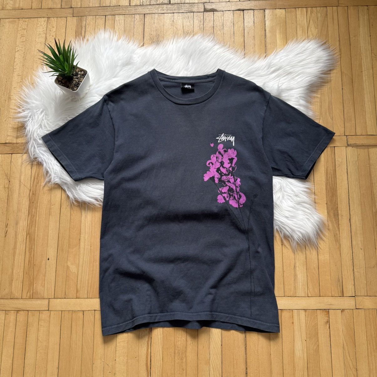 Stussy Stussy Withered Flower Tee | Grailed