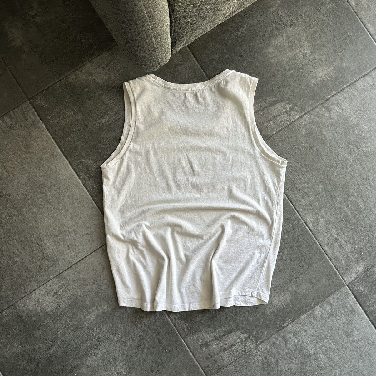 Levi's × Vintage Vintage Levi’s Tank Top Sleeveless Y2K Centre Logo 00s Size M / US 6-8 / IT 42-44 - 2 Thumbnail