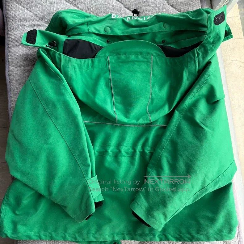 Balenciaga Balenciaga Classic Green Windbreaker Jacket Size XS / US 0-2 / IT 36-38 - 3 Thumbnail