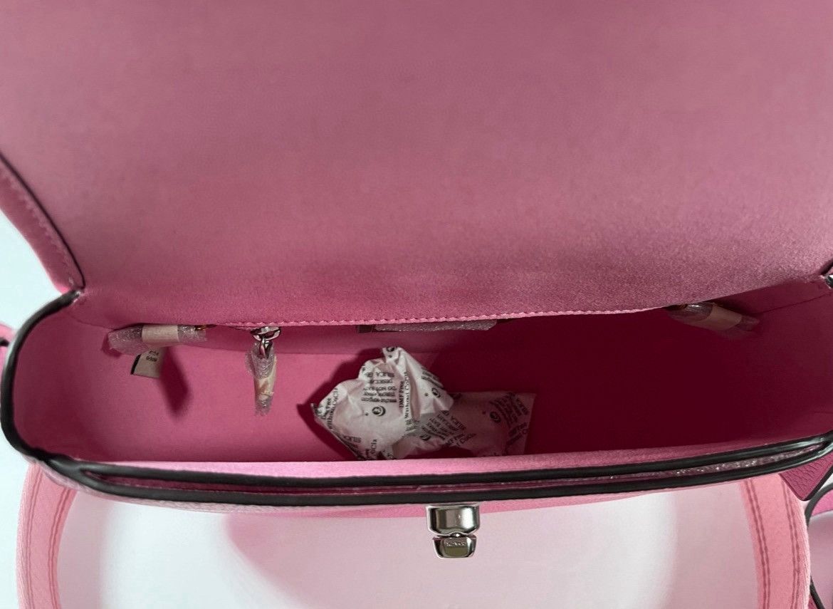 Coach Coach Camera Bag In Signature Canvas With Heart Print NWT Size ONE SIZE - 6 Thumbnail