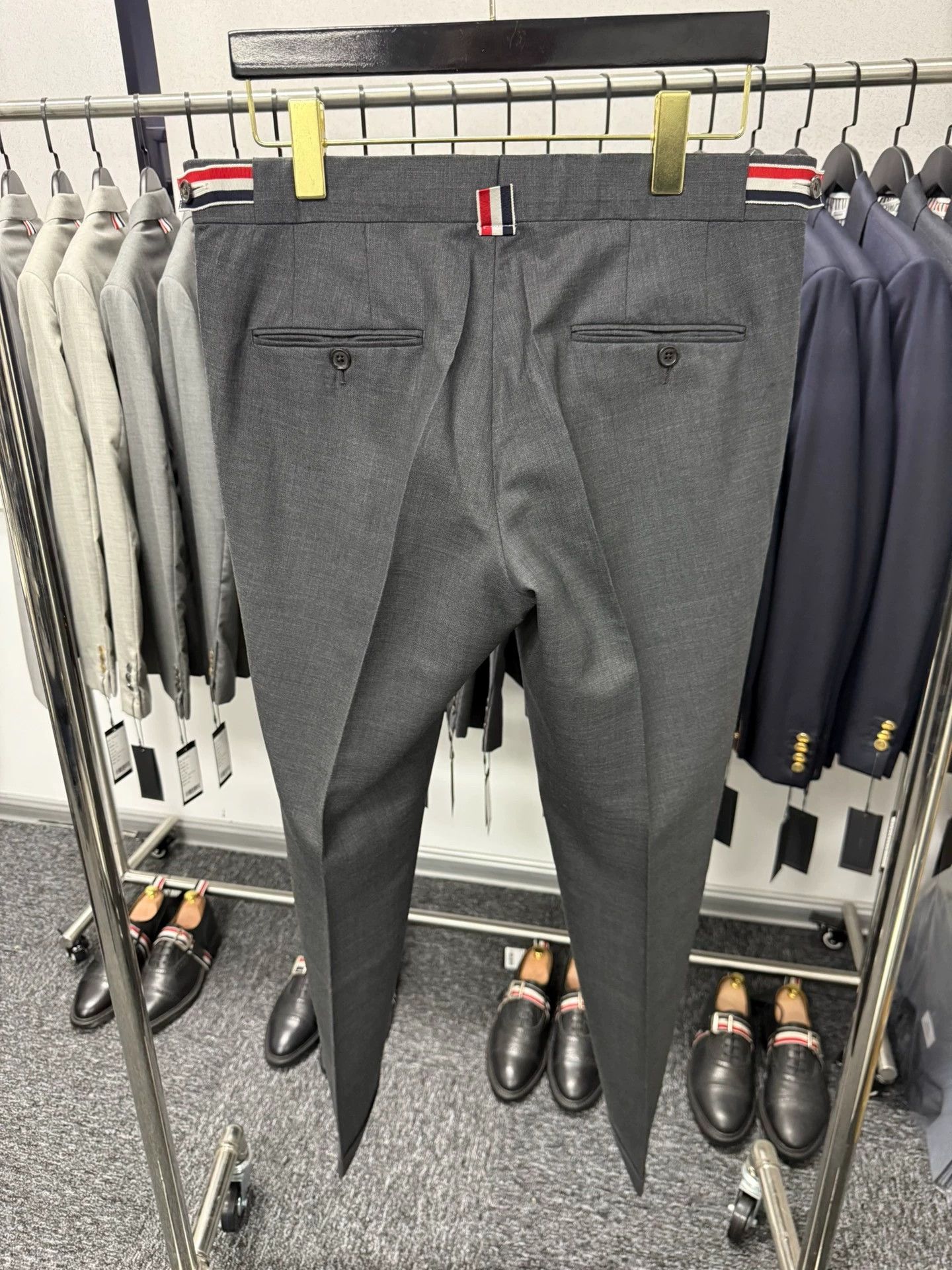 Thom Browne Thom Browne Slim Charcoal Wool Trousers Size 2 Size US 32 / EU 48 - 2 Thumbnail