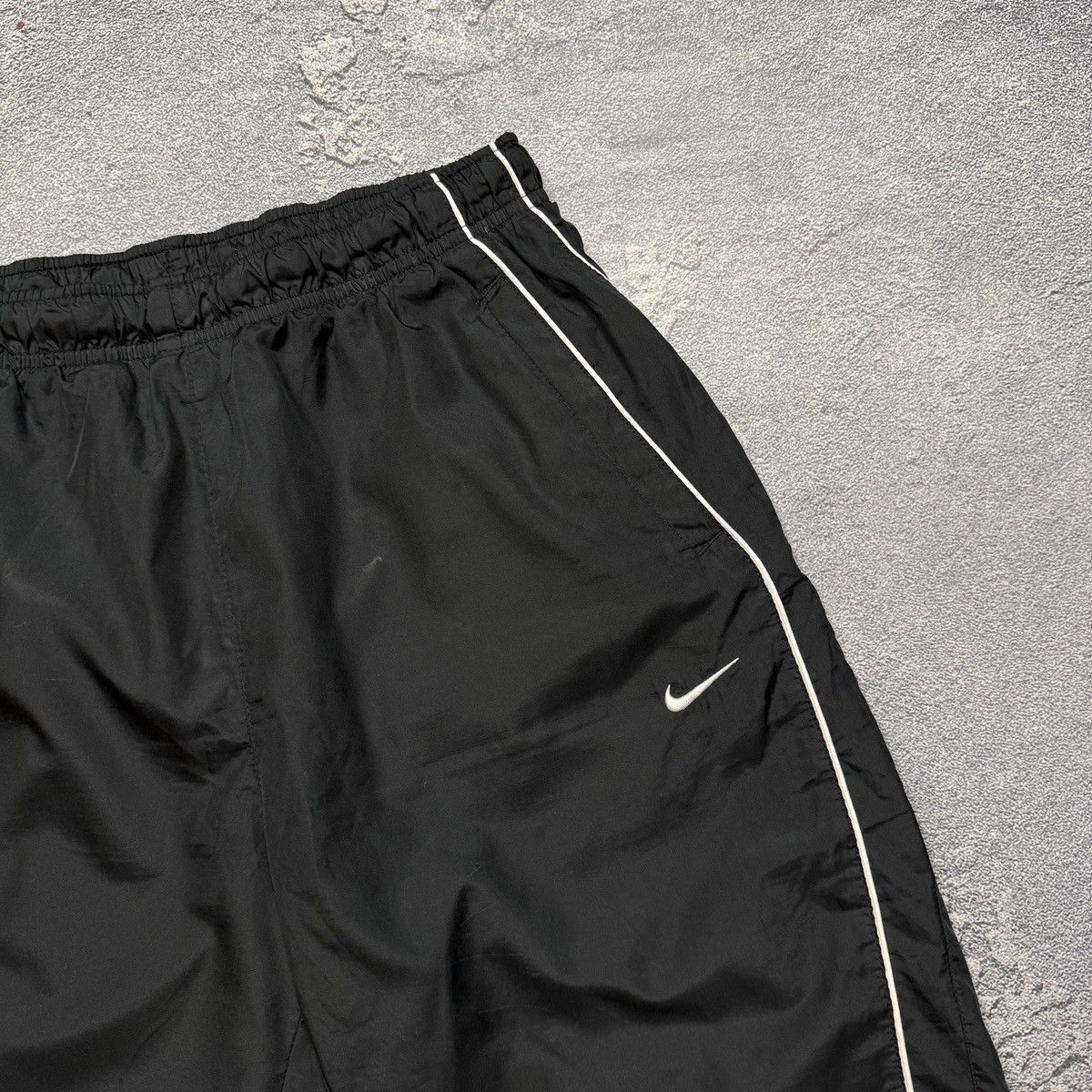 Nike × Vintage Nike Vintage Shorts 90s Size US 30 / EU 46 - 2 Thumbnail