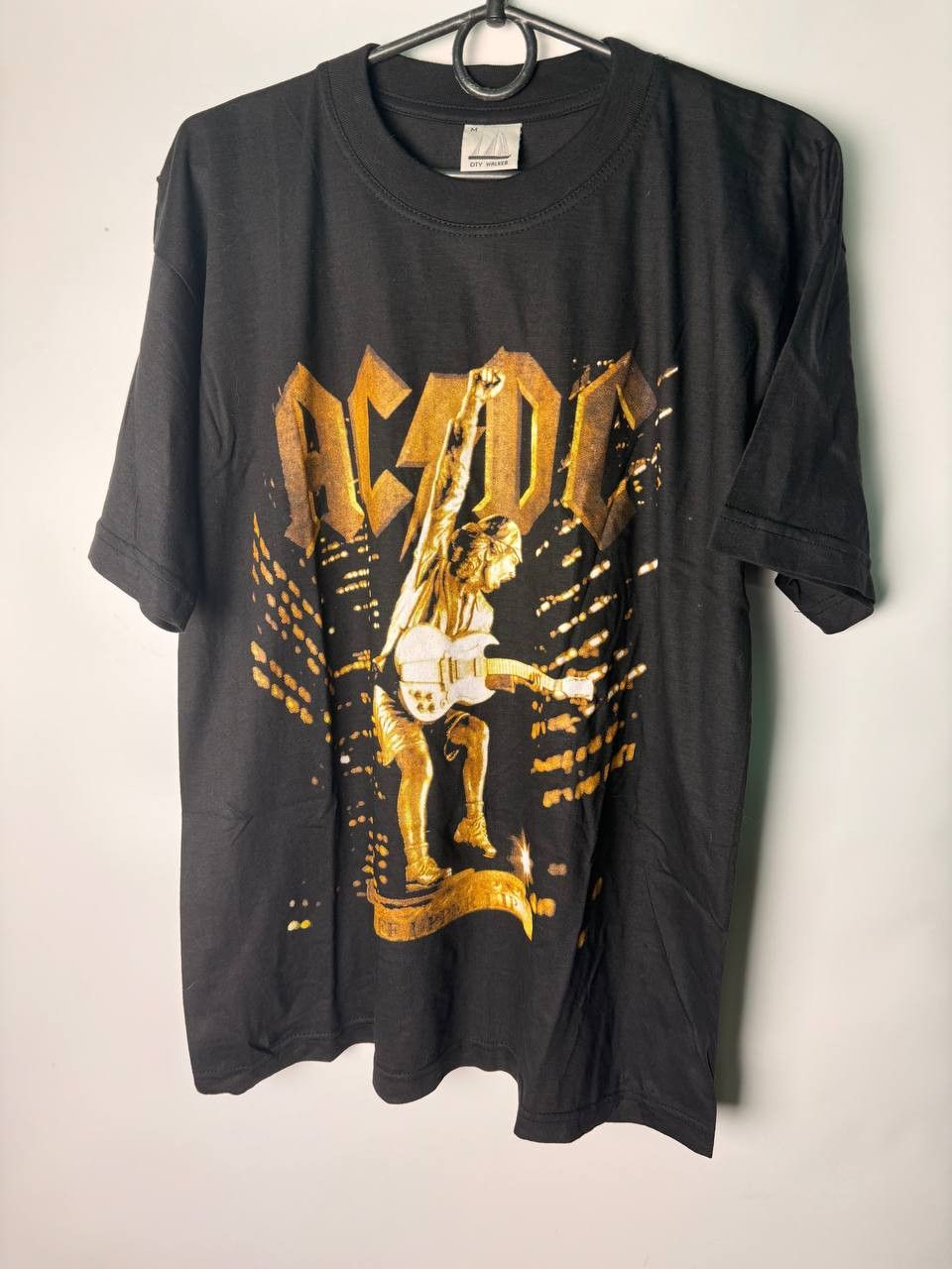Vintage streetwear Y2K band rock tour AC/DC T-shirt