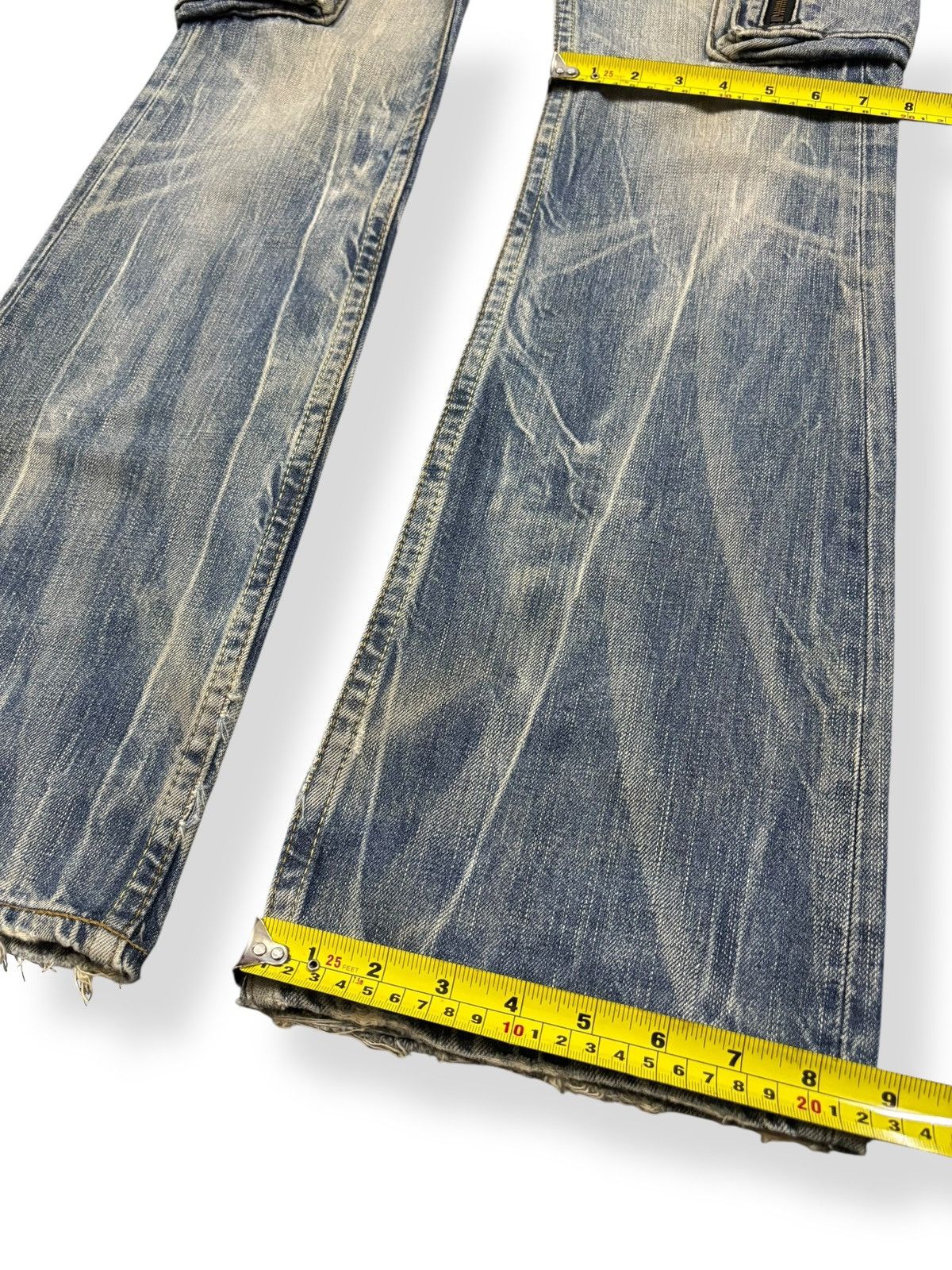 Levi's Vintage Levis 507 Cracked Wash Flare Distressed Cargo Jeans Size US 29 - 17 Thumbnail