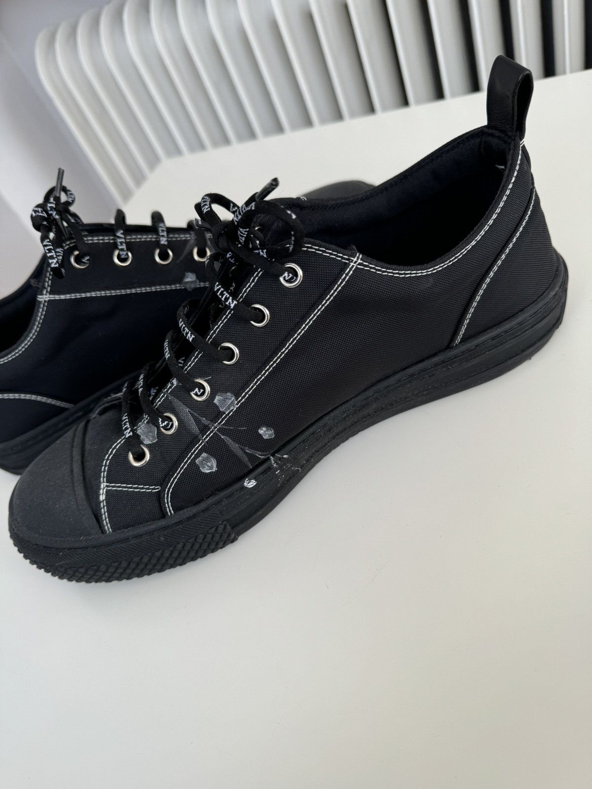 Valentino 🖤 Valentino Low-Top Floral Sneaker Size US 10 / EU 43 - 5 Thumbnail