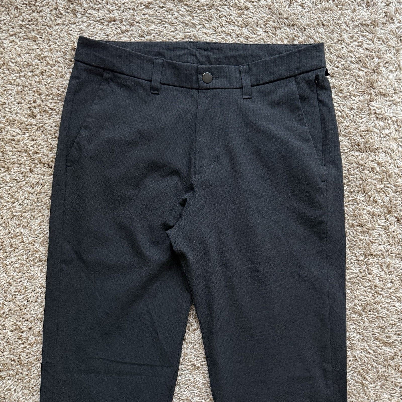 Lululemon LuluLemon Slim Fit ABC Pants Black Athletic Men’s Size 31 Size US 31 - 2 Thumbnail