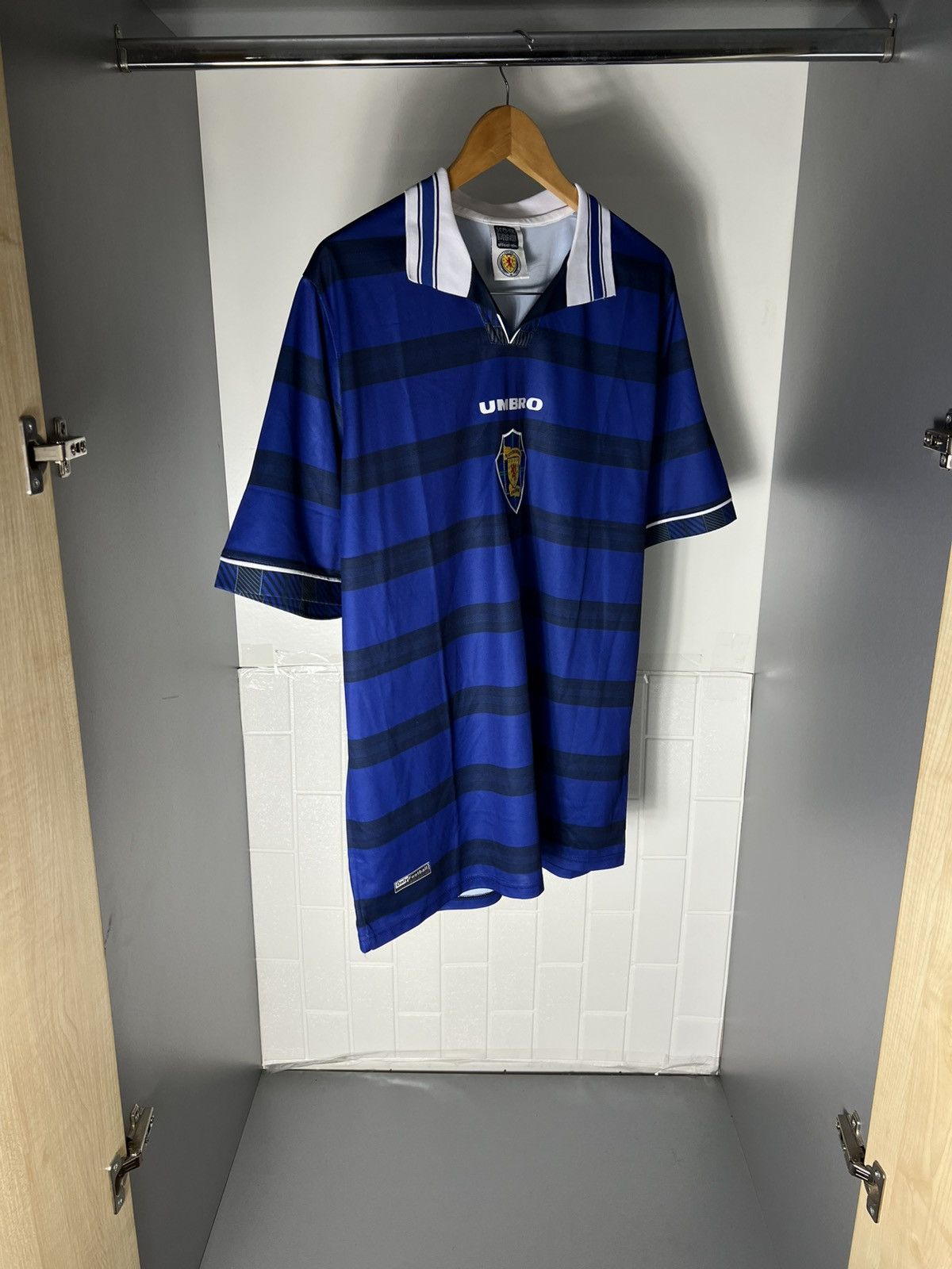 Umbro VINTAGE UMBRO SCOTLAND RETRO SOCCER JERSEY BLOKE Y2K 90s Size US XXL / EU 58 / 5 - 4 Thumbnail