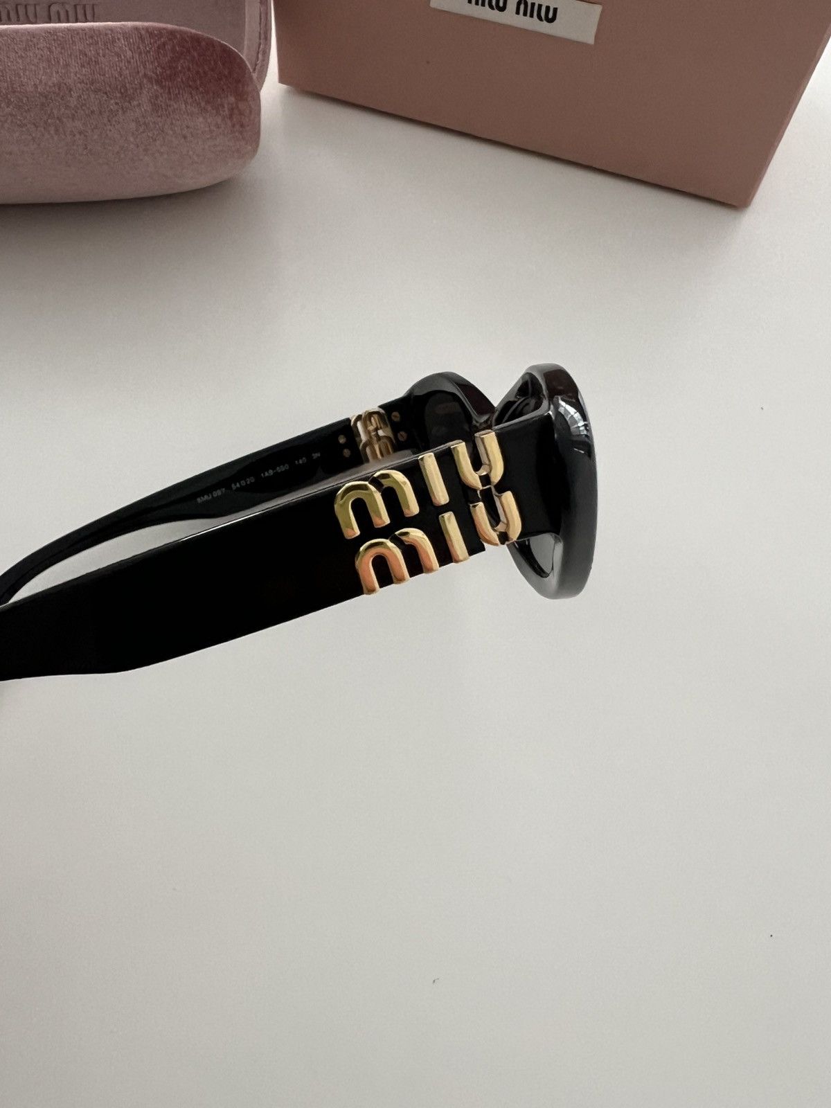 Miu Miu Miu Miu Cat Eye Sunglasses Size ONE SIZE - 4 Thumbnail