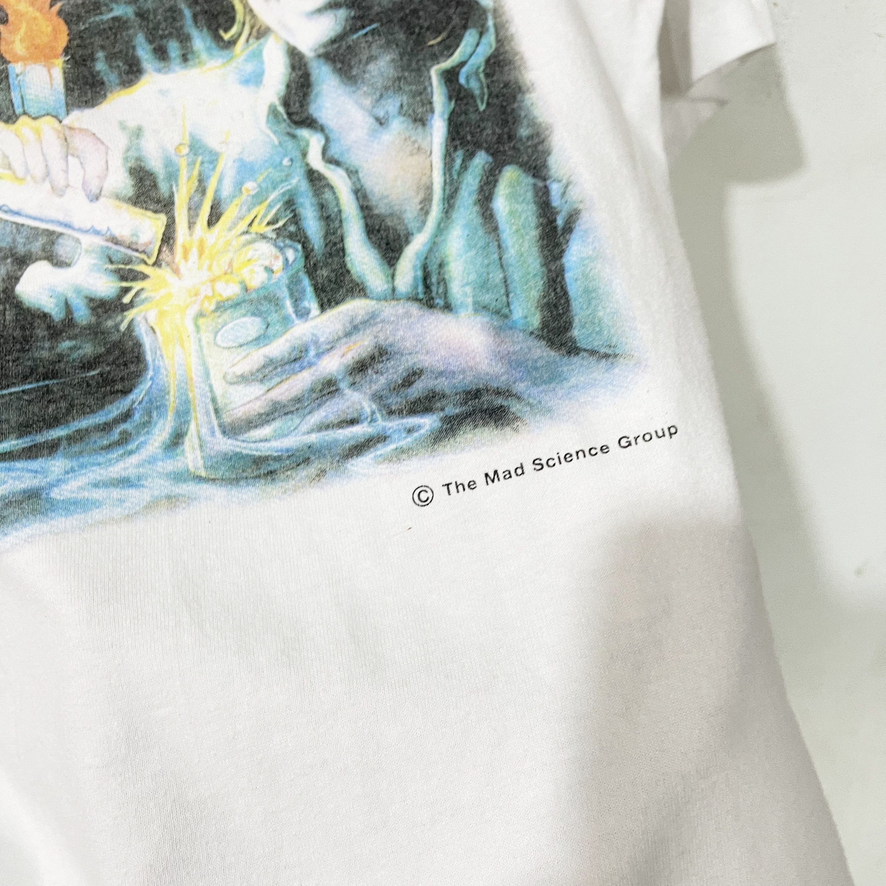 Vintage Vintage 90s Mad Science T-Shirt Size US XS / EU 42 / 0 - 3 Thumbnail