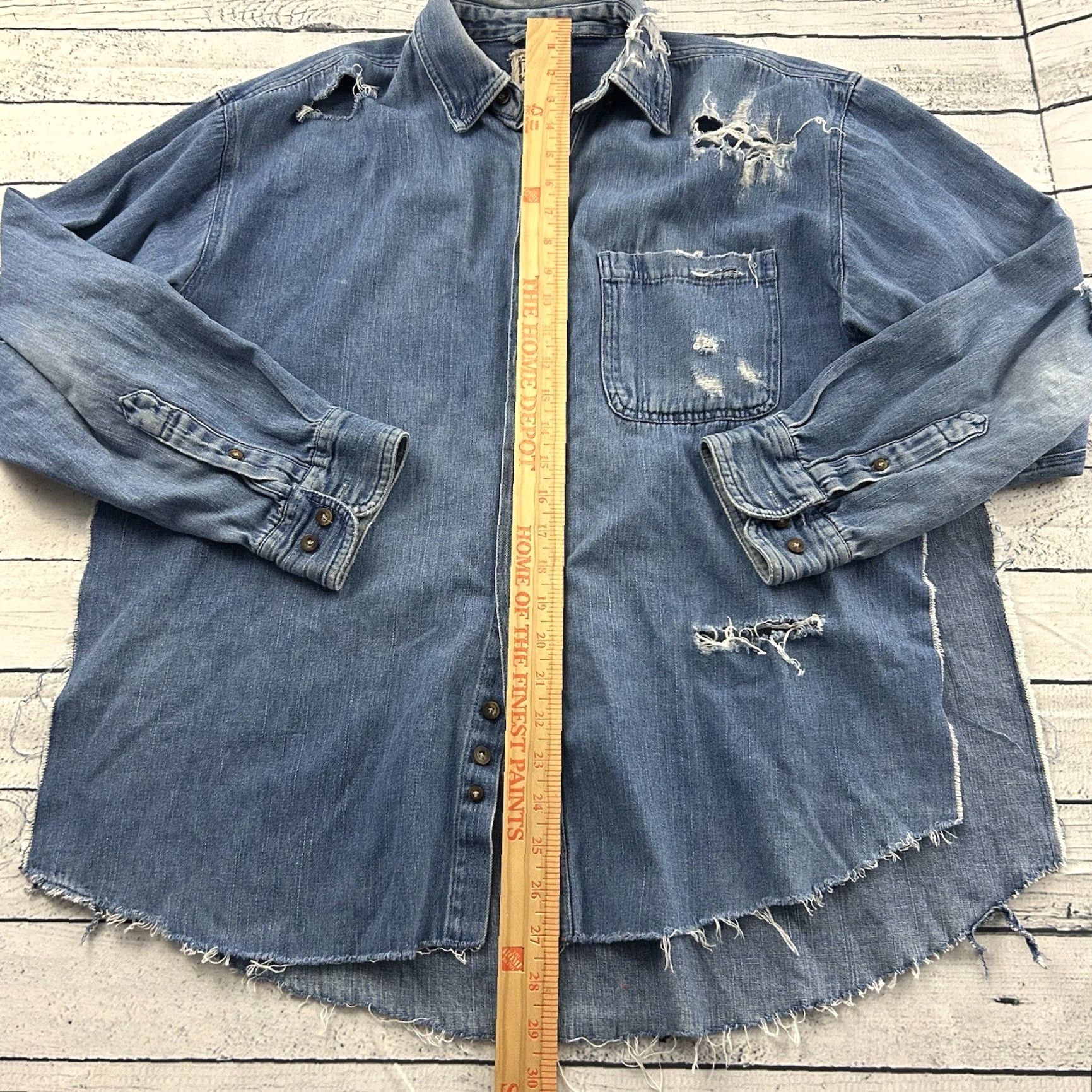 Denime Furst of a Kind Long Sleeve Blue Denim Button-Up Shirt Women's One Size Size ONE SIZE - 3 Thumbnail