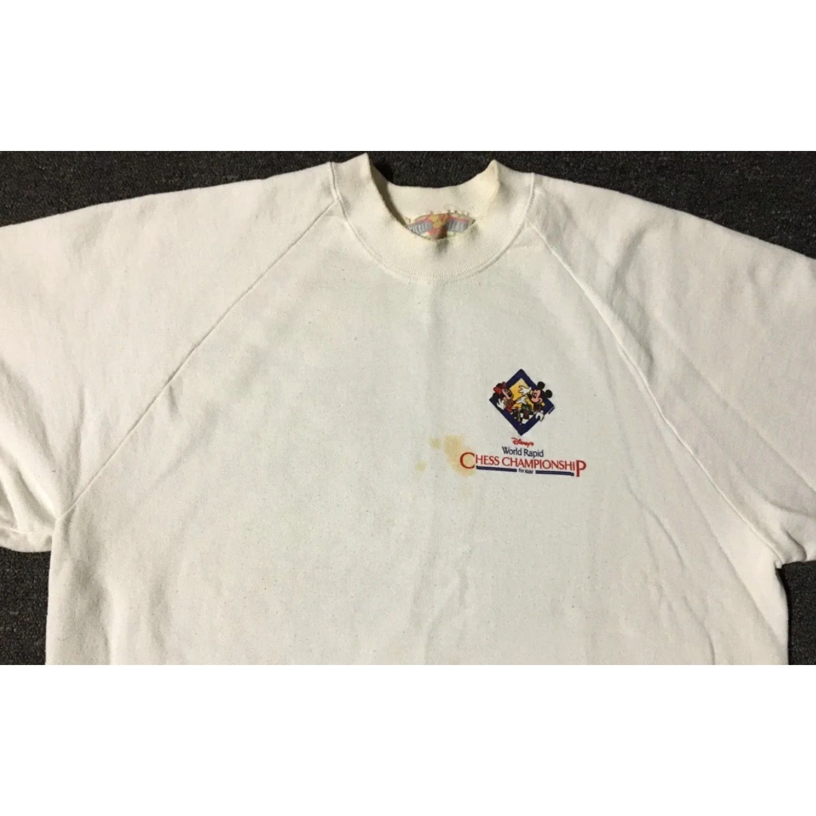 Disney VINTAGE 80s Disney World Chess Championship Mickey Mouse Sweatshirt M Size US M / EU 48-50 / 2 - 7 Thumbnail