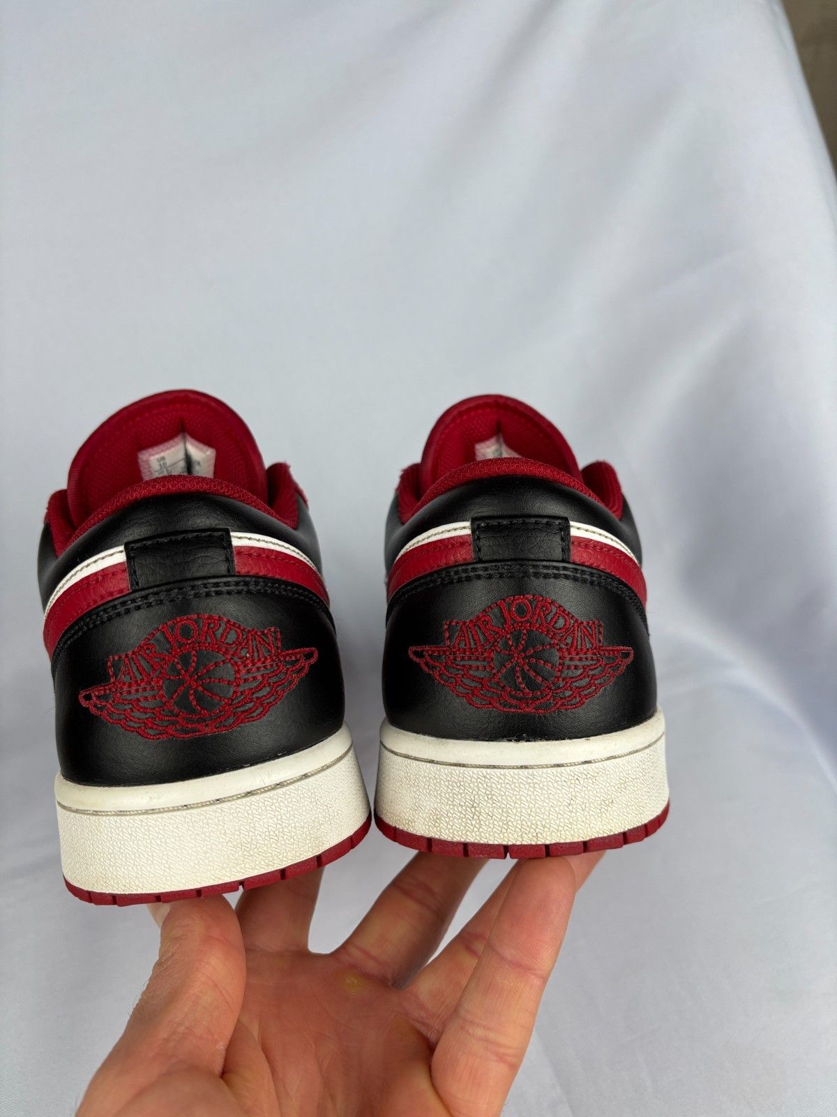 Jordan Brand Nike Air Jordan 1 Low Bulls Reverse Sneakers US 10 EU 44 Size US 10 / EU 43 - 5 Thumbnail